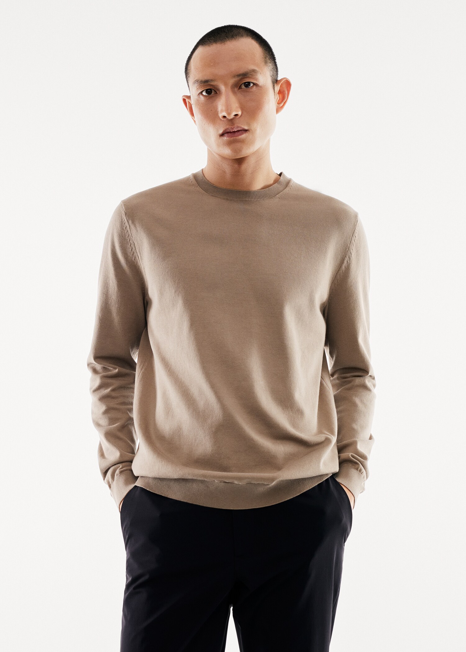 Fine-knit cotton sweater - Medium plane