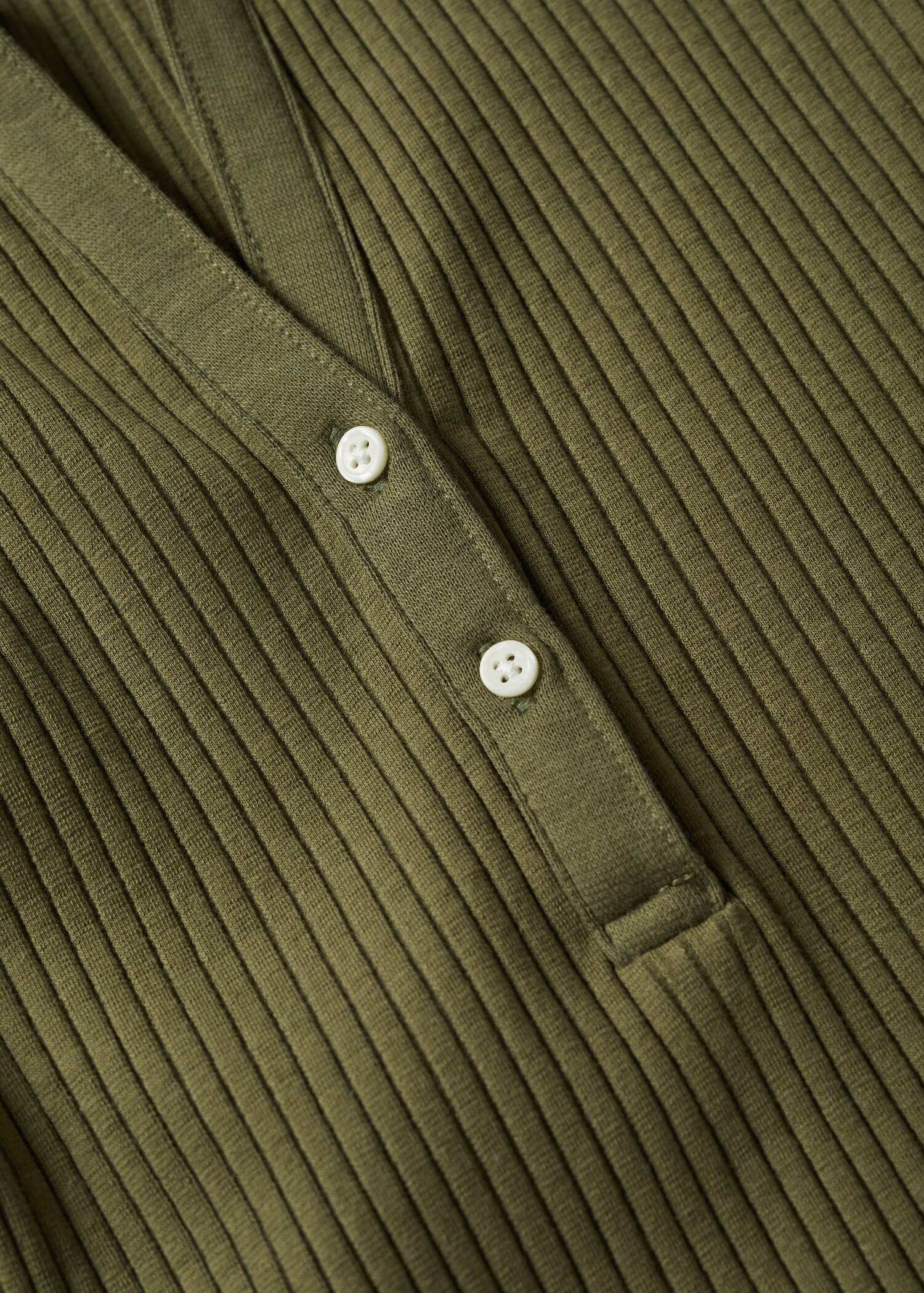 Ribbed midi dress - Details of the article 8