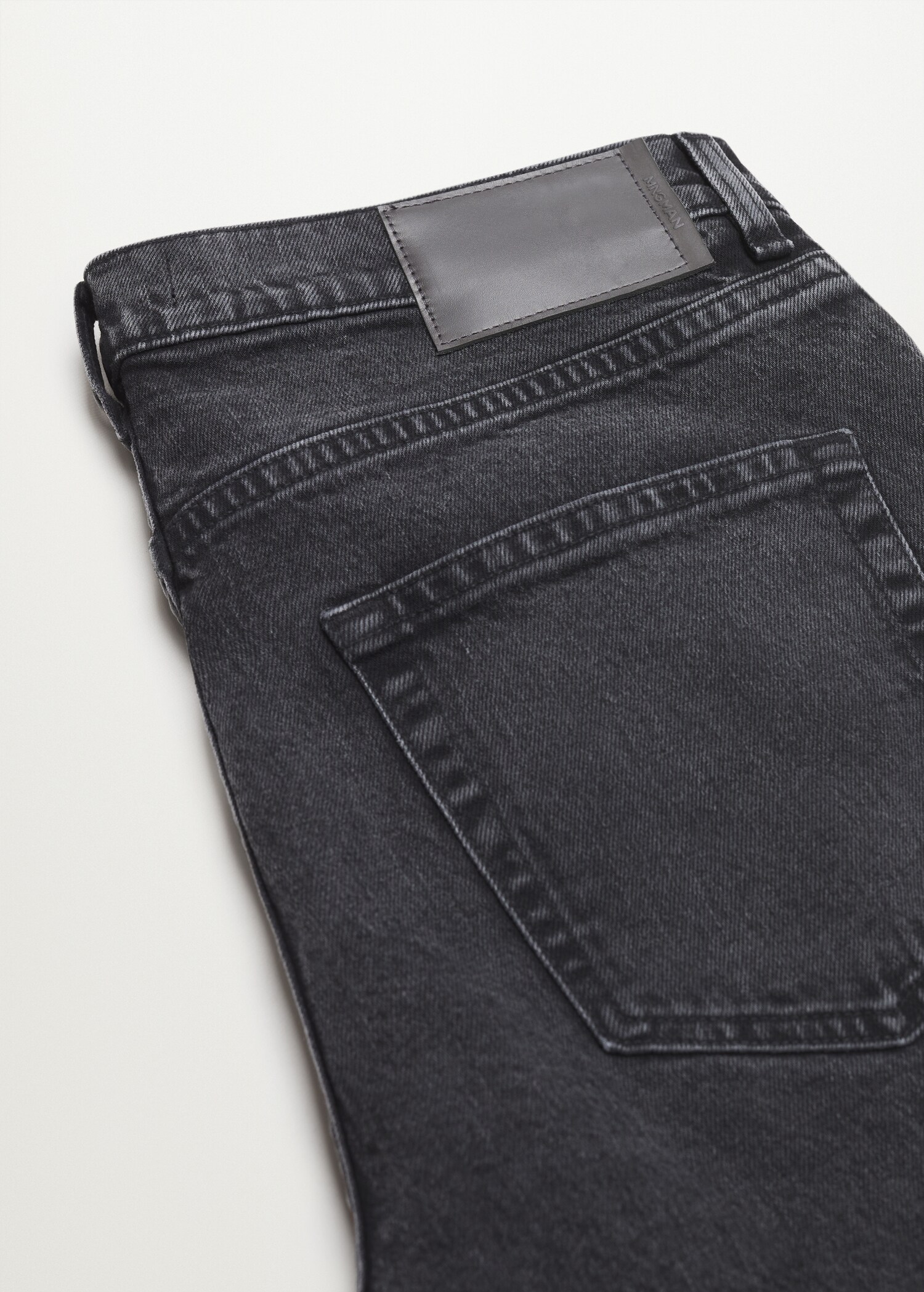 Ben tapered cropped jeans - Details of the article 8