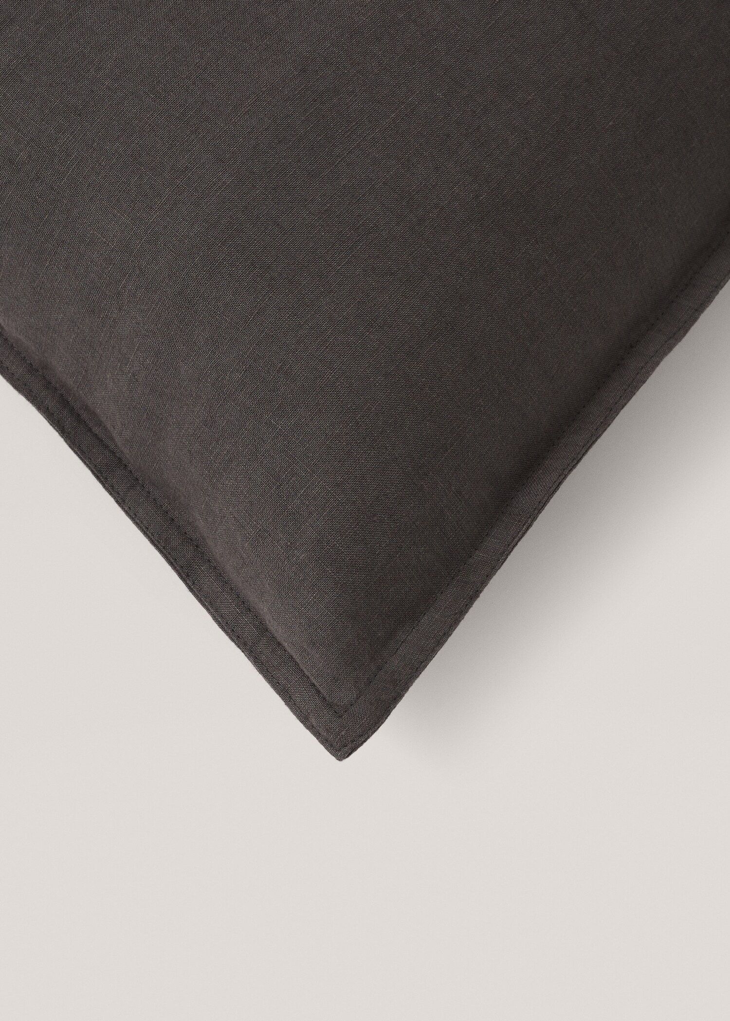 100% linen cushion case set 80X80cm - Details of the article 3