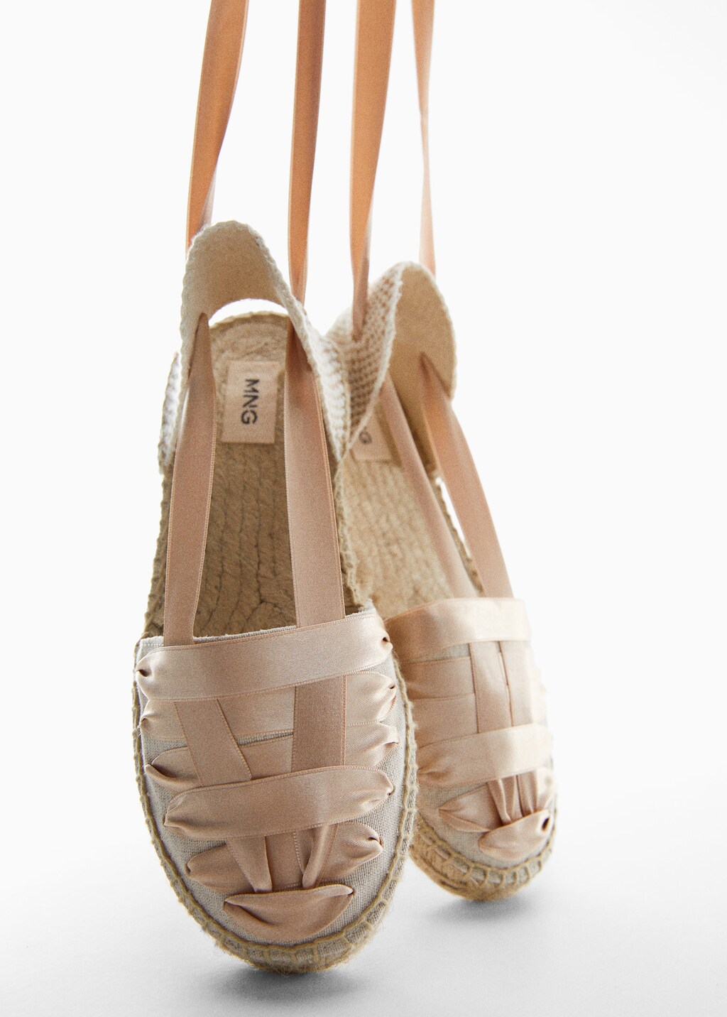 Espadrille ties MANGO