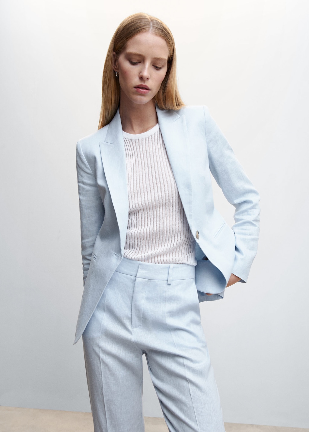 Blazer suit 100 linen MANGO