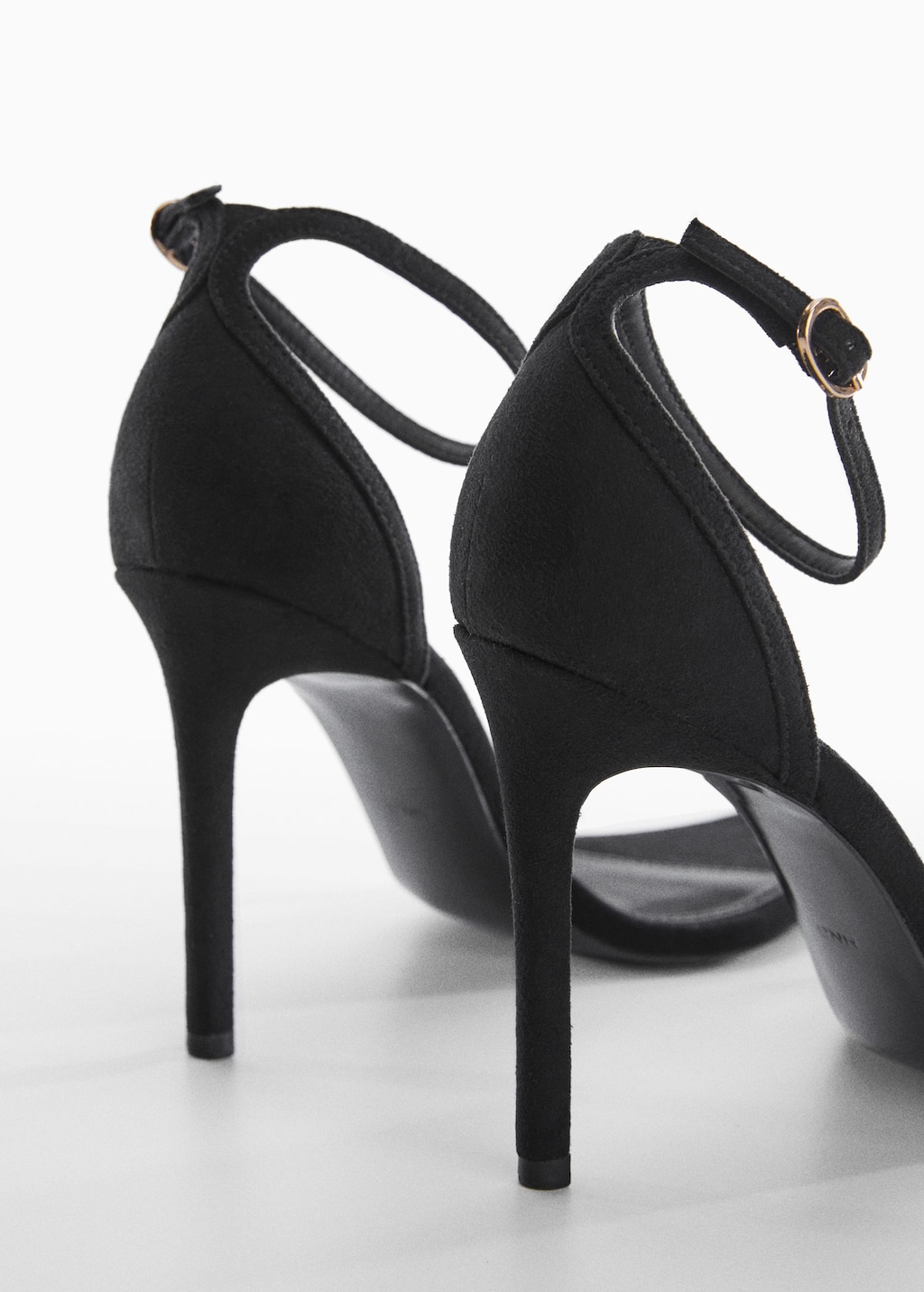 Black on sale cuff heels