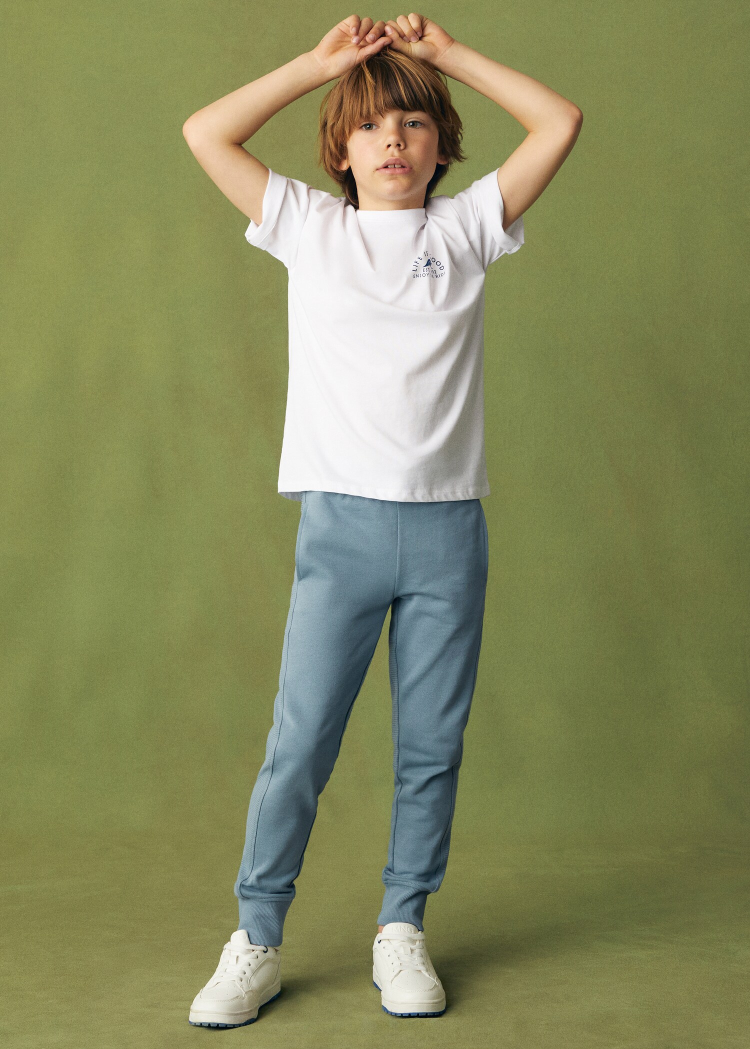 Textured jogger trousers - General plane