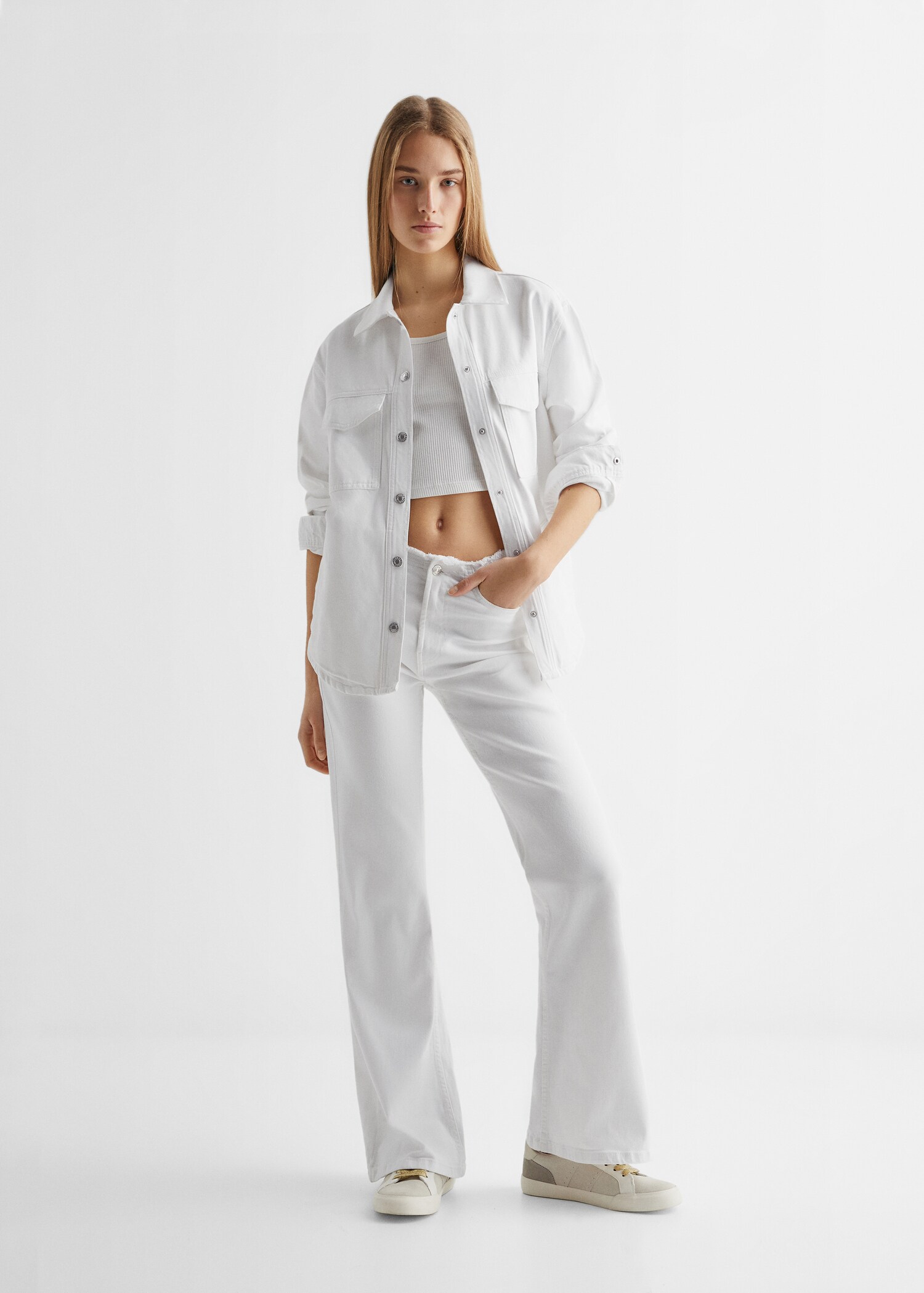 Jeans flare - Plano general