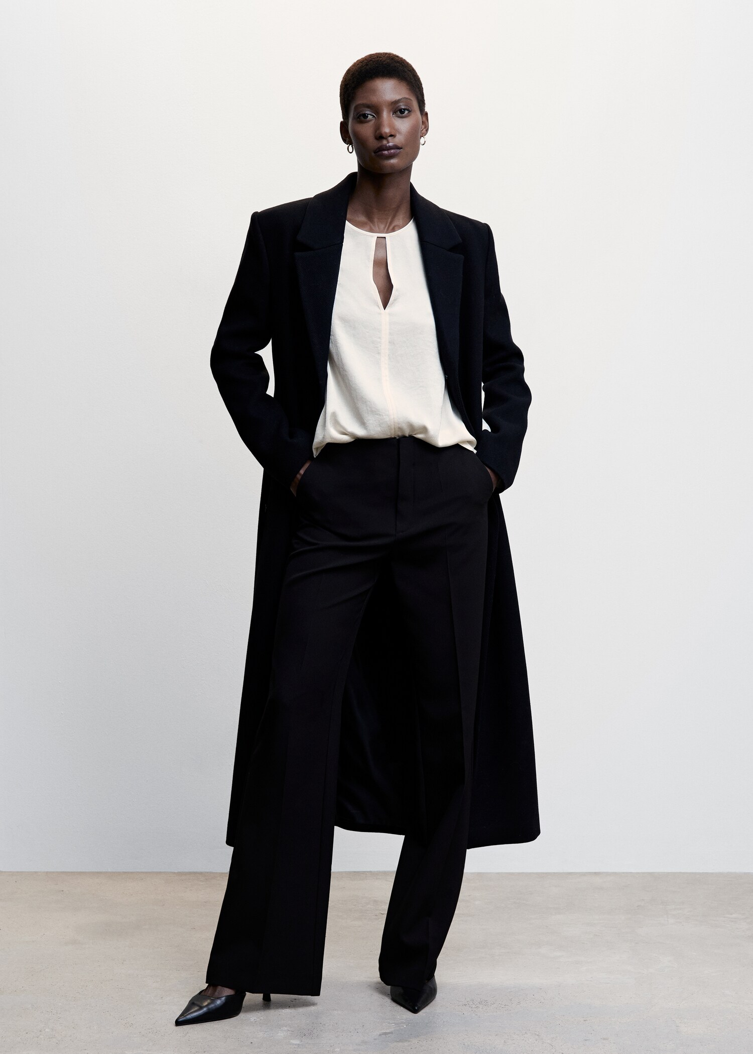 Satin blouse with slit - General plane