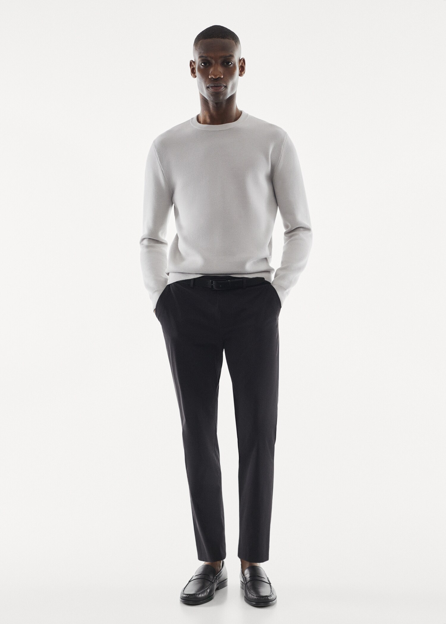 Round-neck breathable sweater - Загальний план