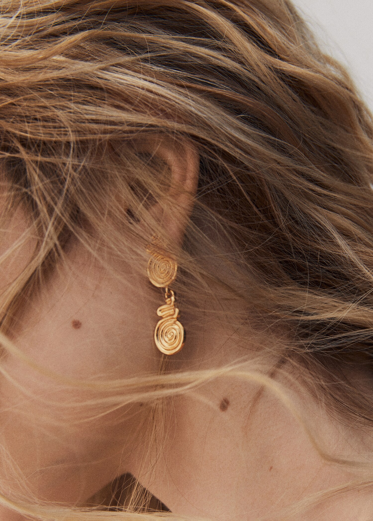 Spiral earrings - General plane