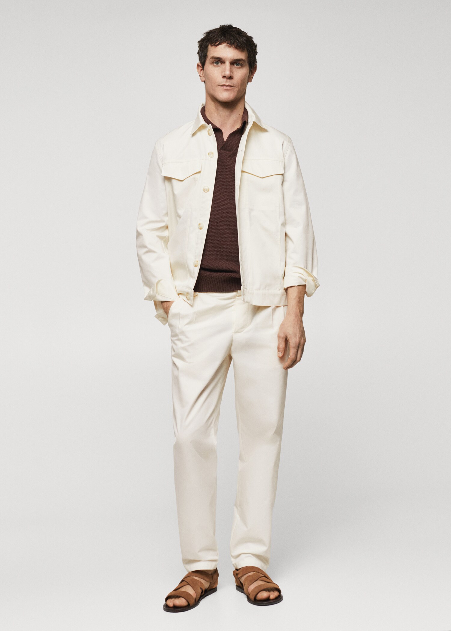 Cotton pleated trousers - Tampilan Umum