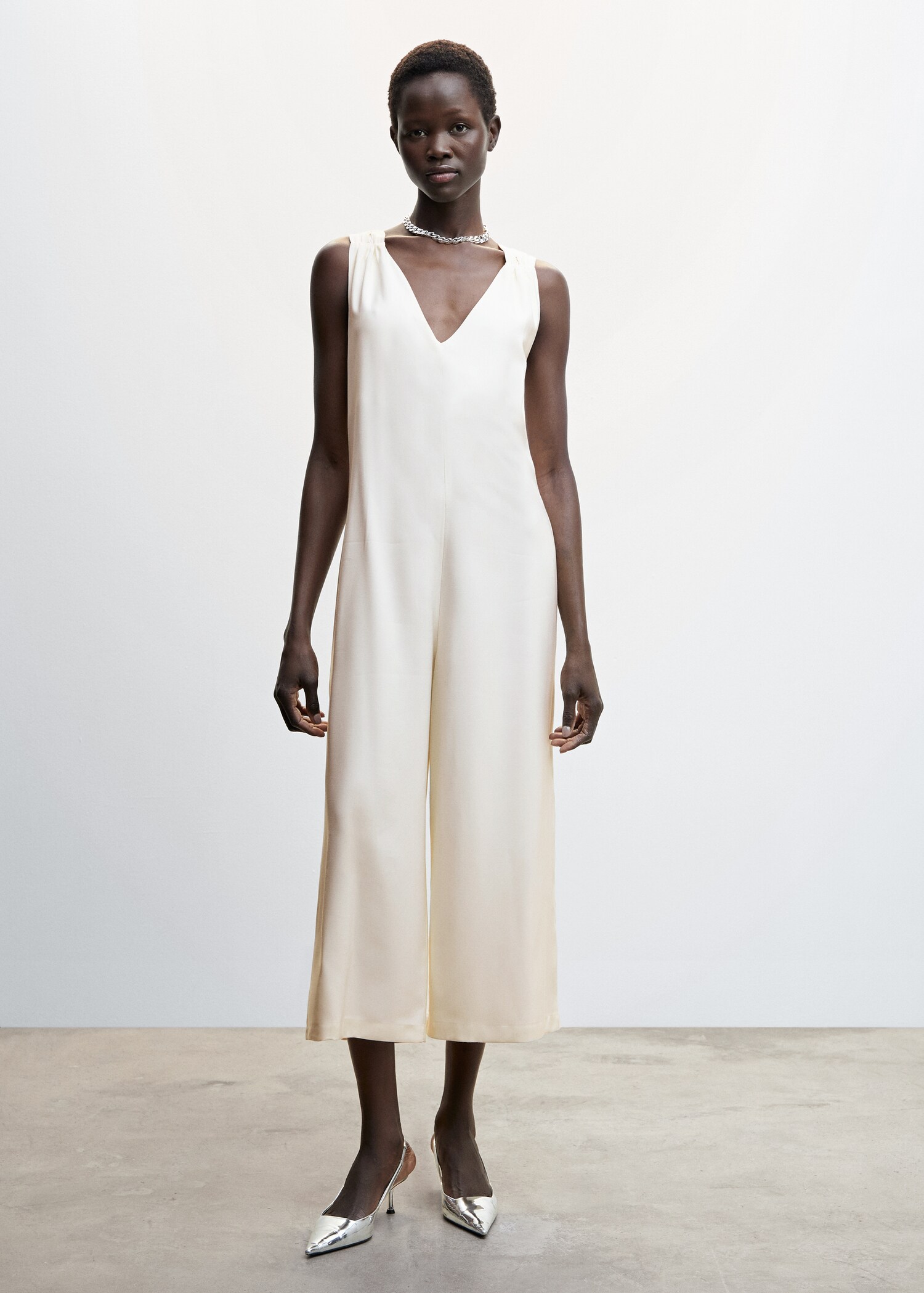 Jumpsuit met gekruiste rug - Overzichtstekening