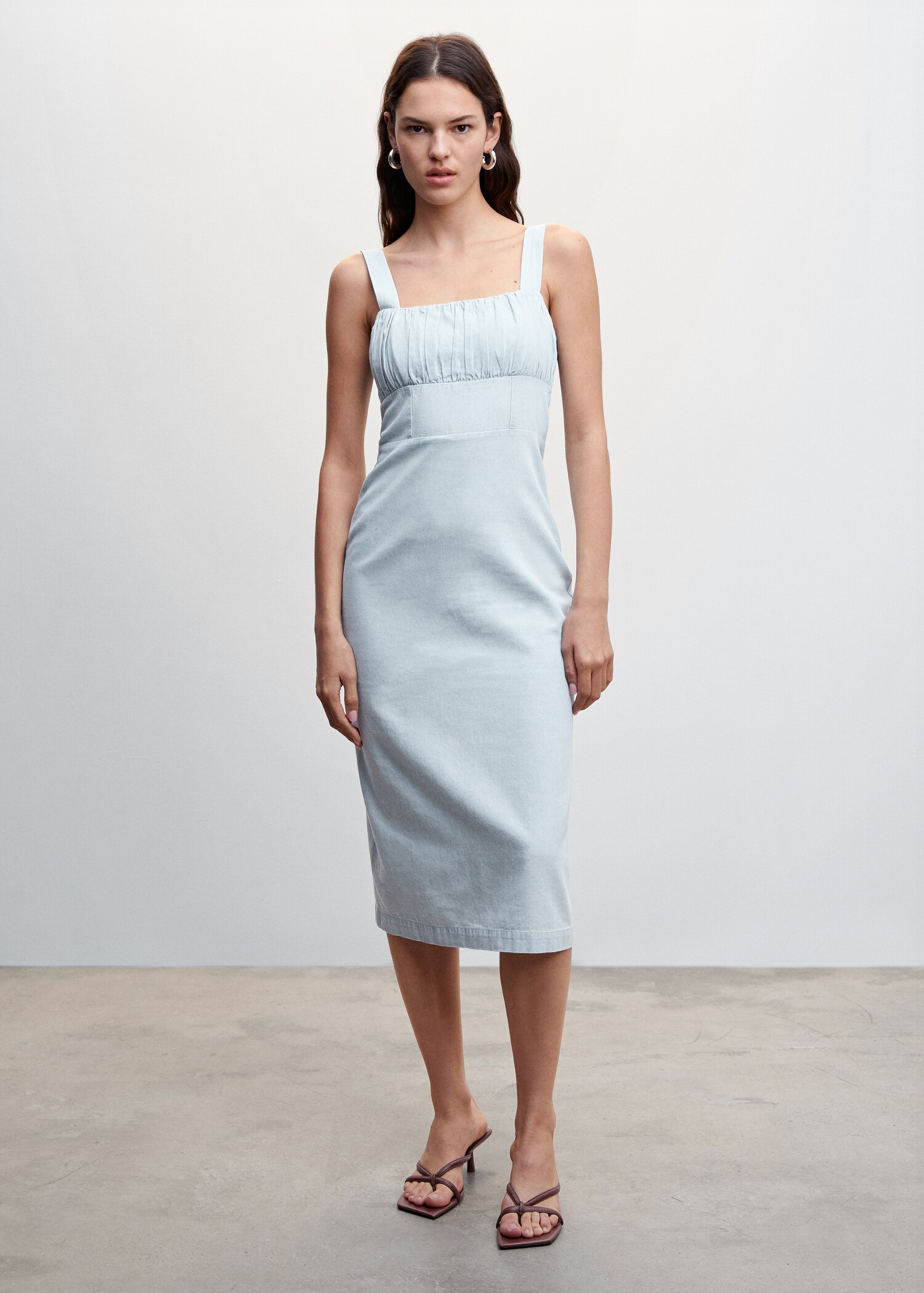 Cotton dress with gathered neckline - General plane