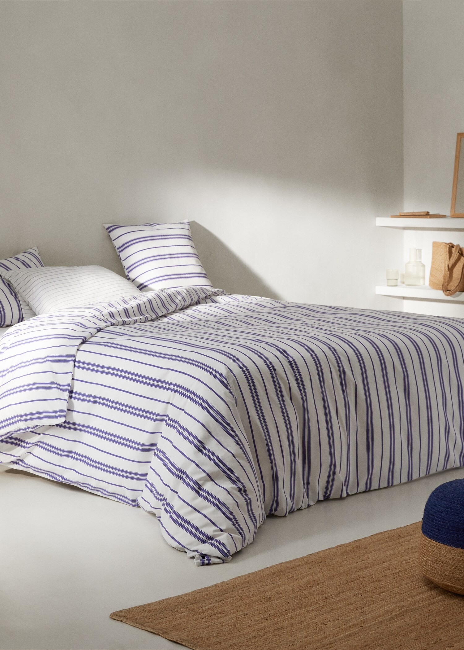 Duvet cover with striped design 150cm - General plane