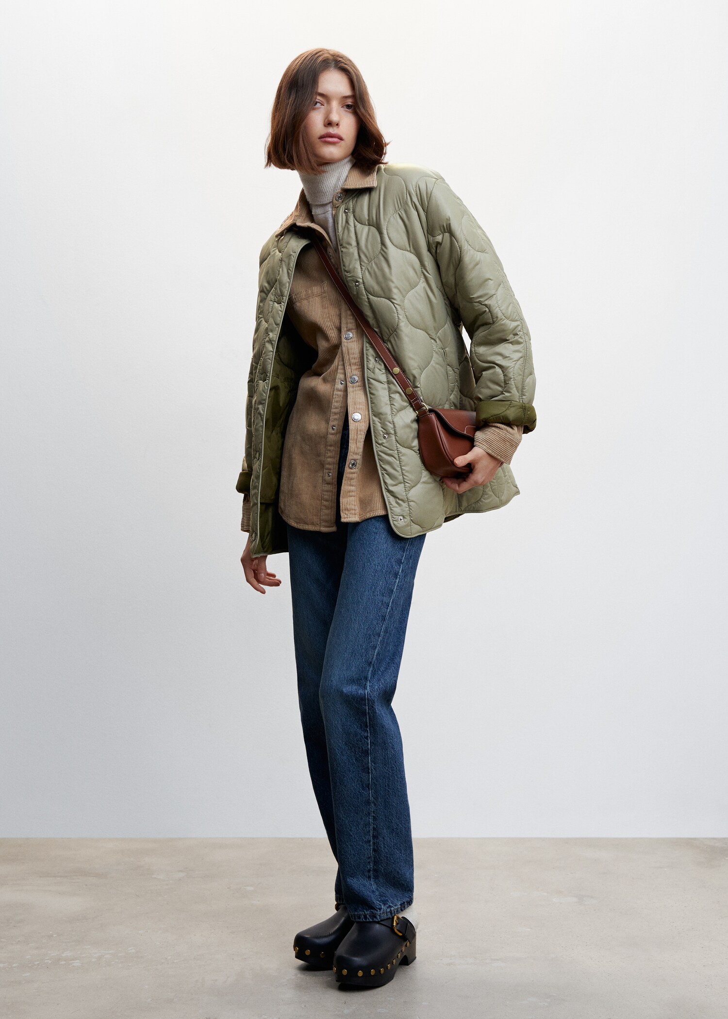 Lightweight quilted anorak - General plane
