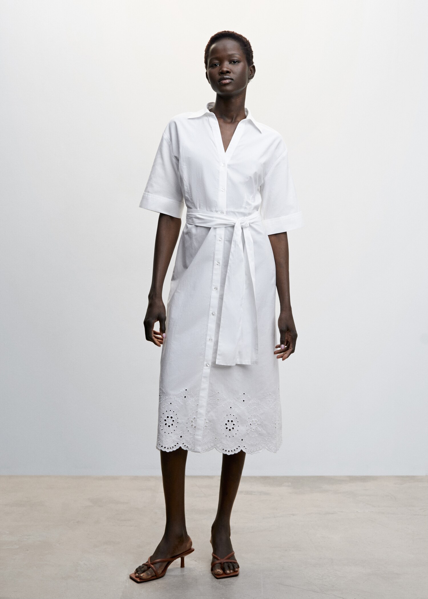 Hemdblusenkleid mit Broderie Anglaise - Allgemeine Ansicht