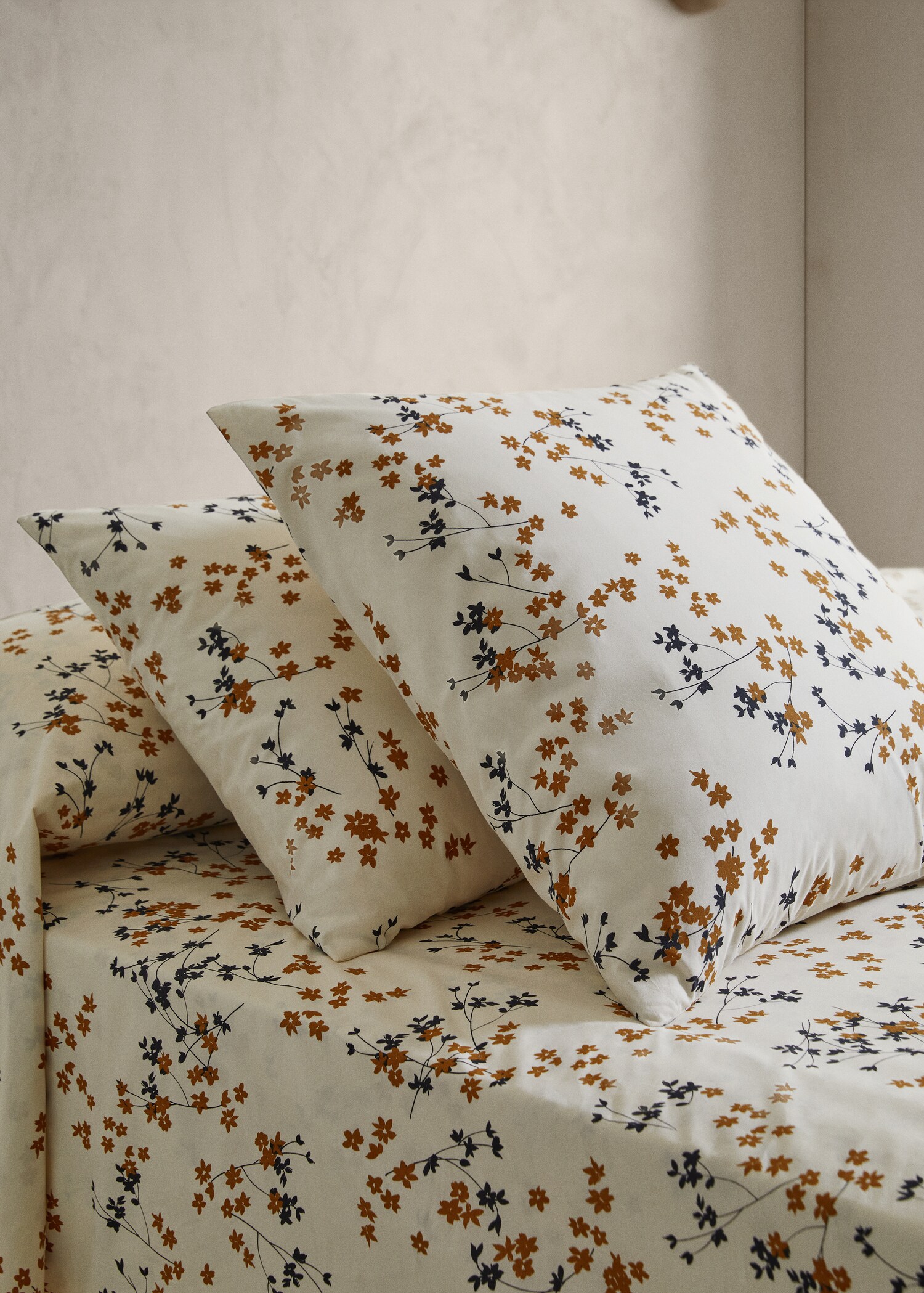 Față de pernă cu imprimeu floral 50x75 cm (set de două) - Plan general