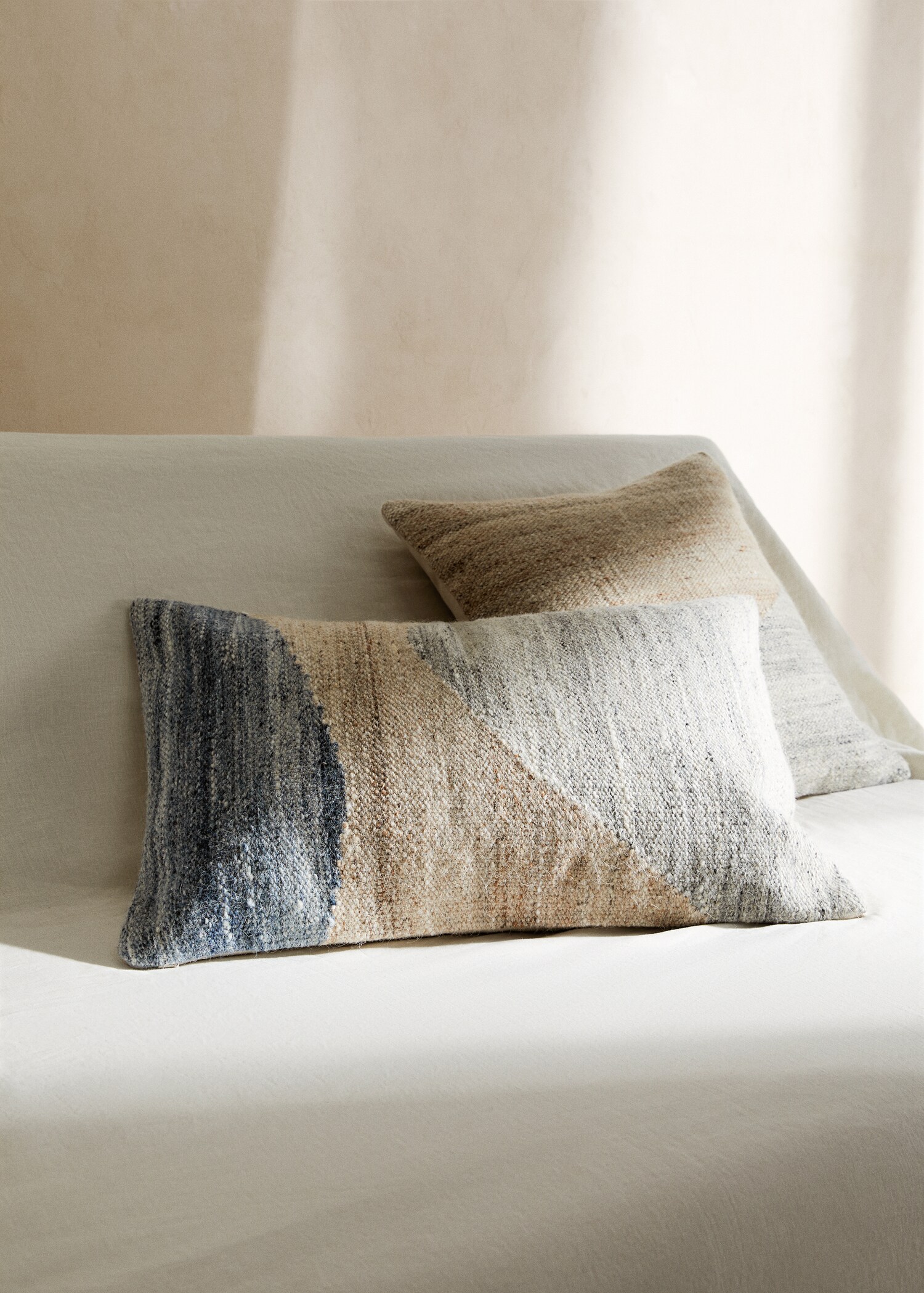 Wool cushion cover 40x60cm - General plane