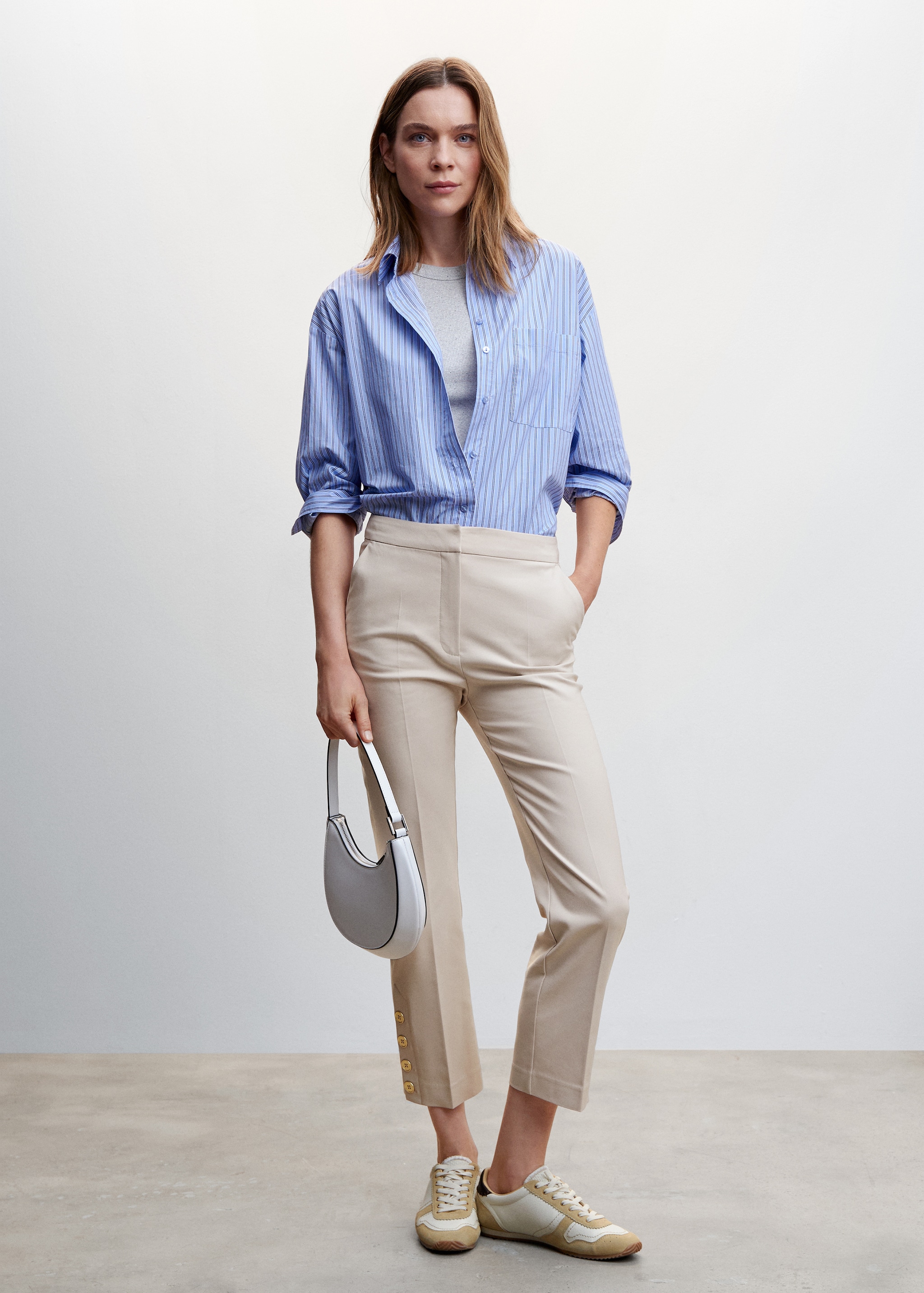 Buttons straight-fit trousers - General plane