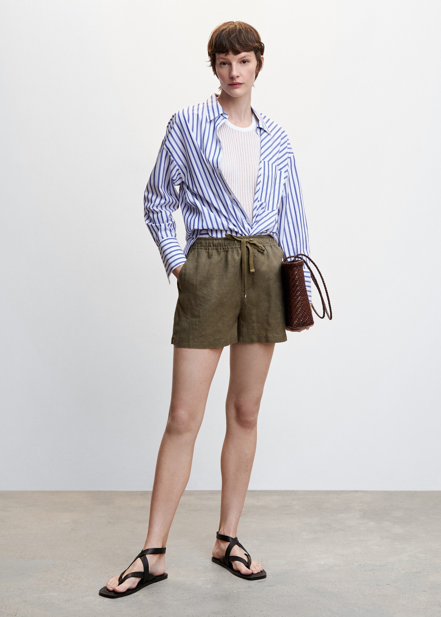 Linen shorts with drawstring - General plane