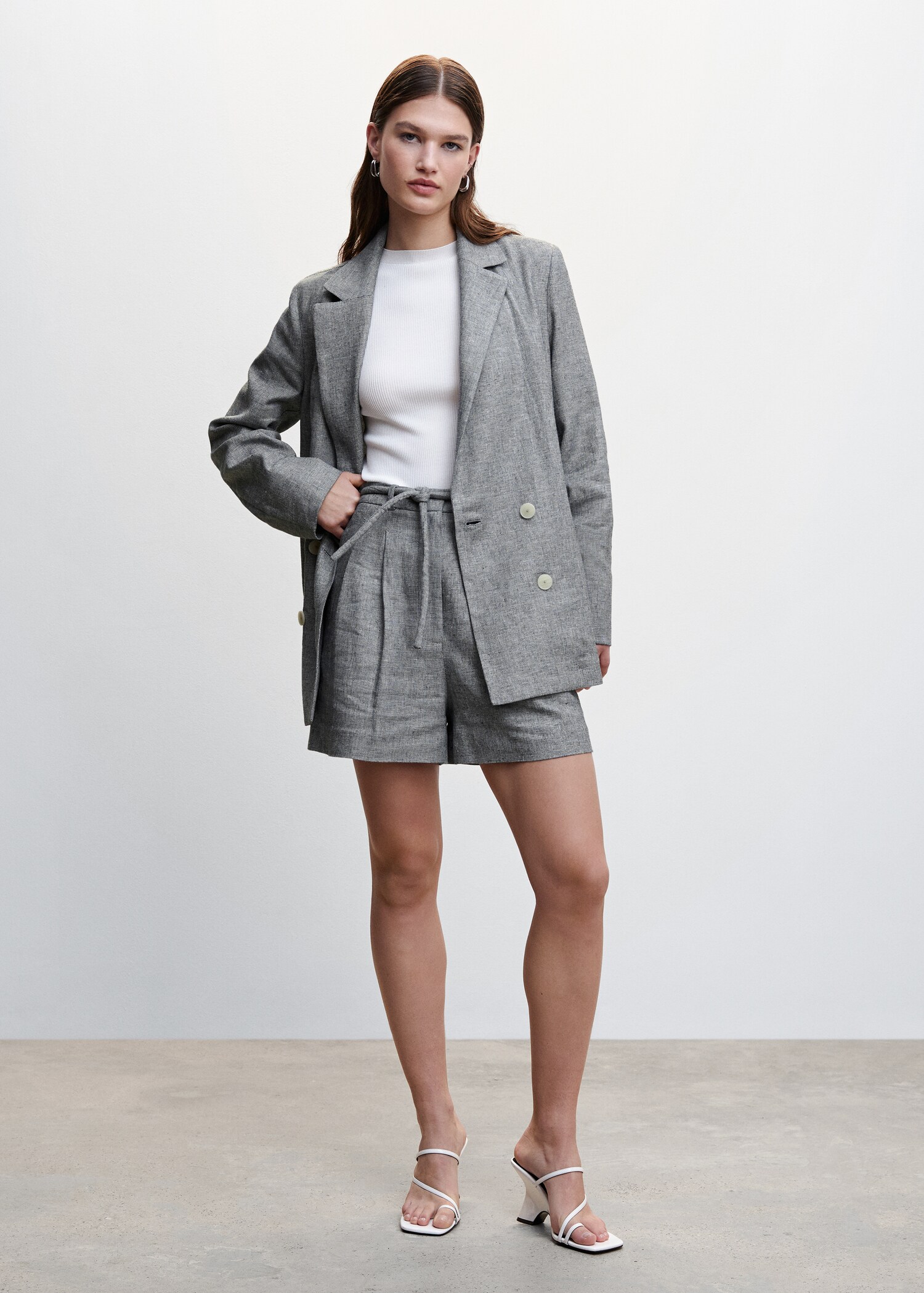 Double-breasted linen jacket - General plane