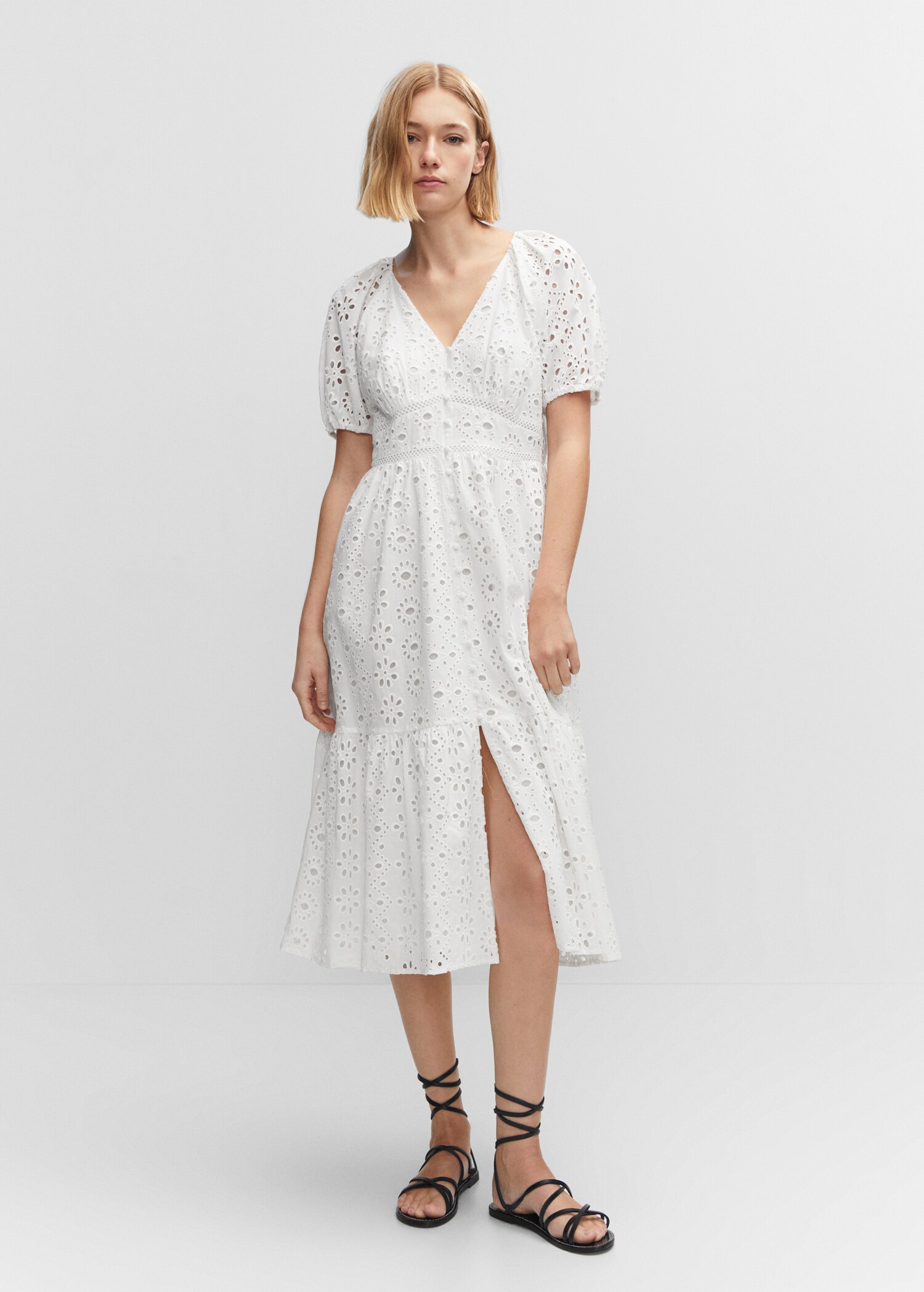 Embroidered openwork dress - General plane