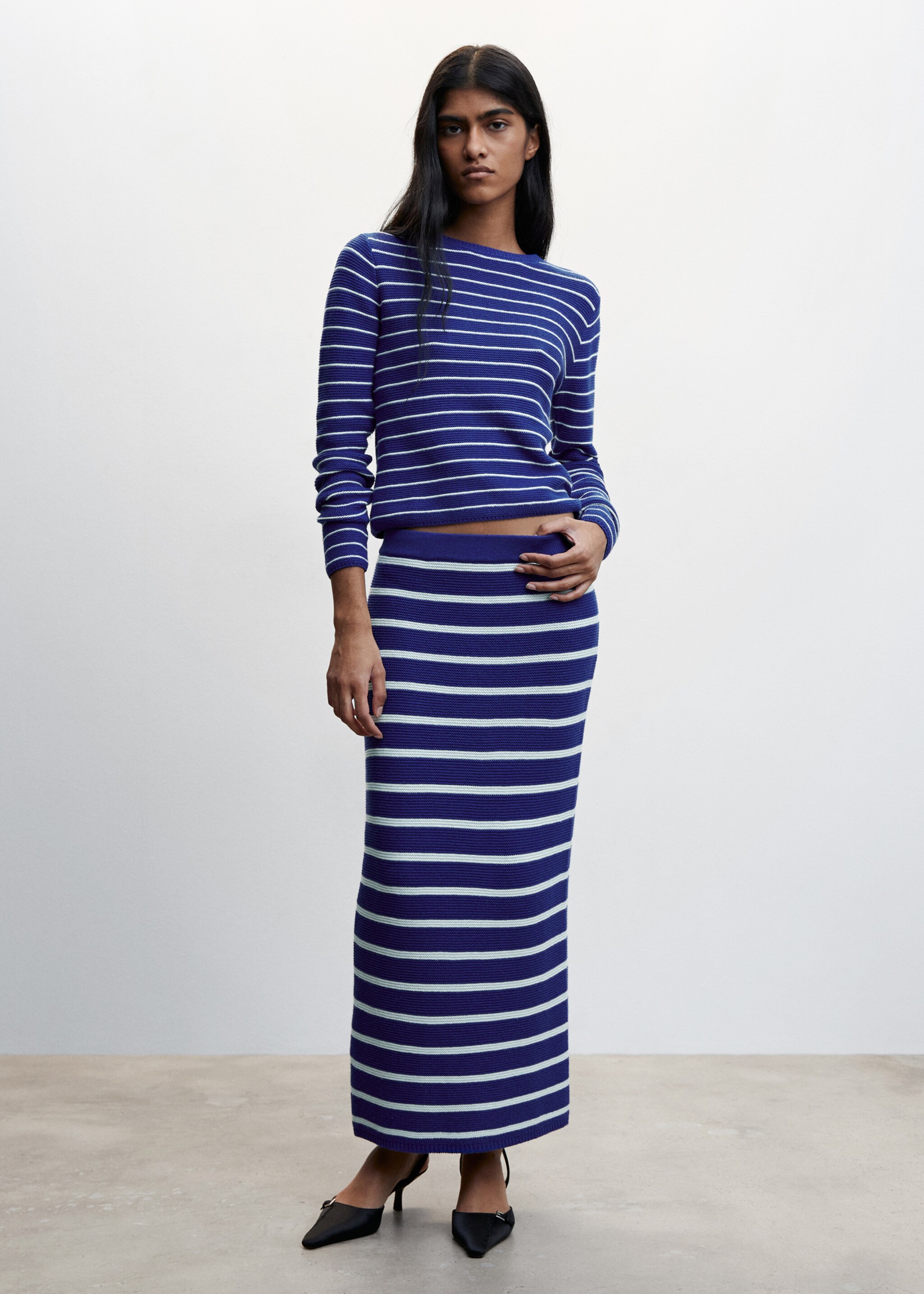Striped knitted skirt - General plane, Vibrant blue. Ref: 47034016-00.