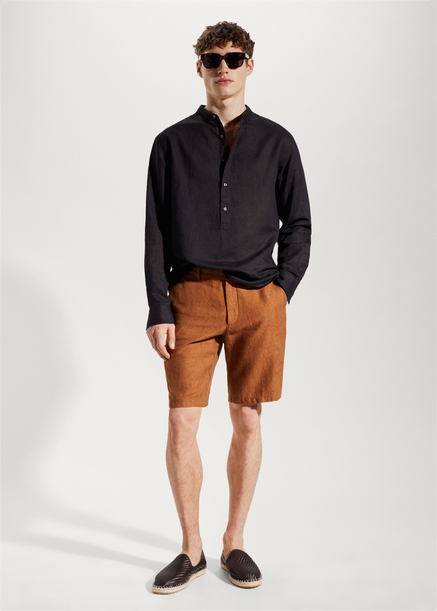 Regular-fit Mao-collar linen shirt - General plane