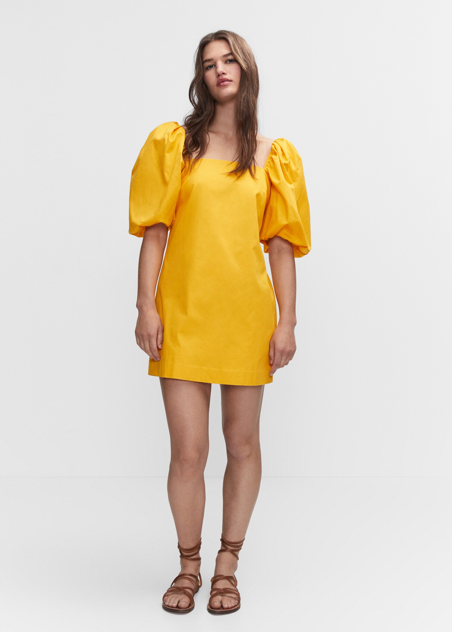 Robe courte manches bouffantes - Plan général