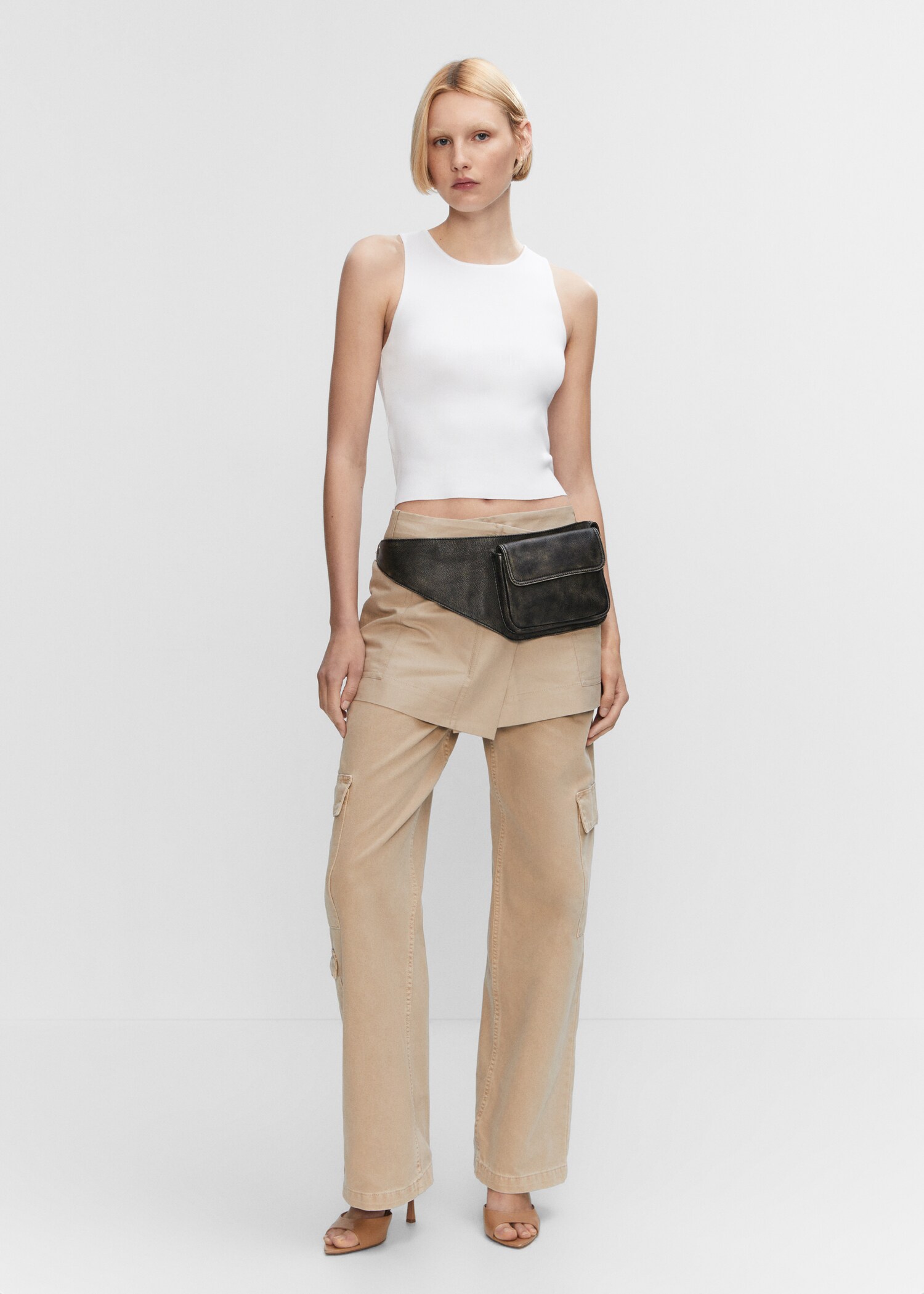 Knitted top with wide straps - General plane