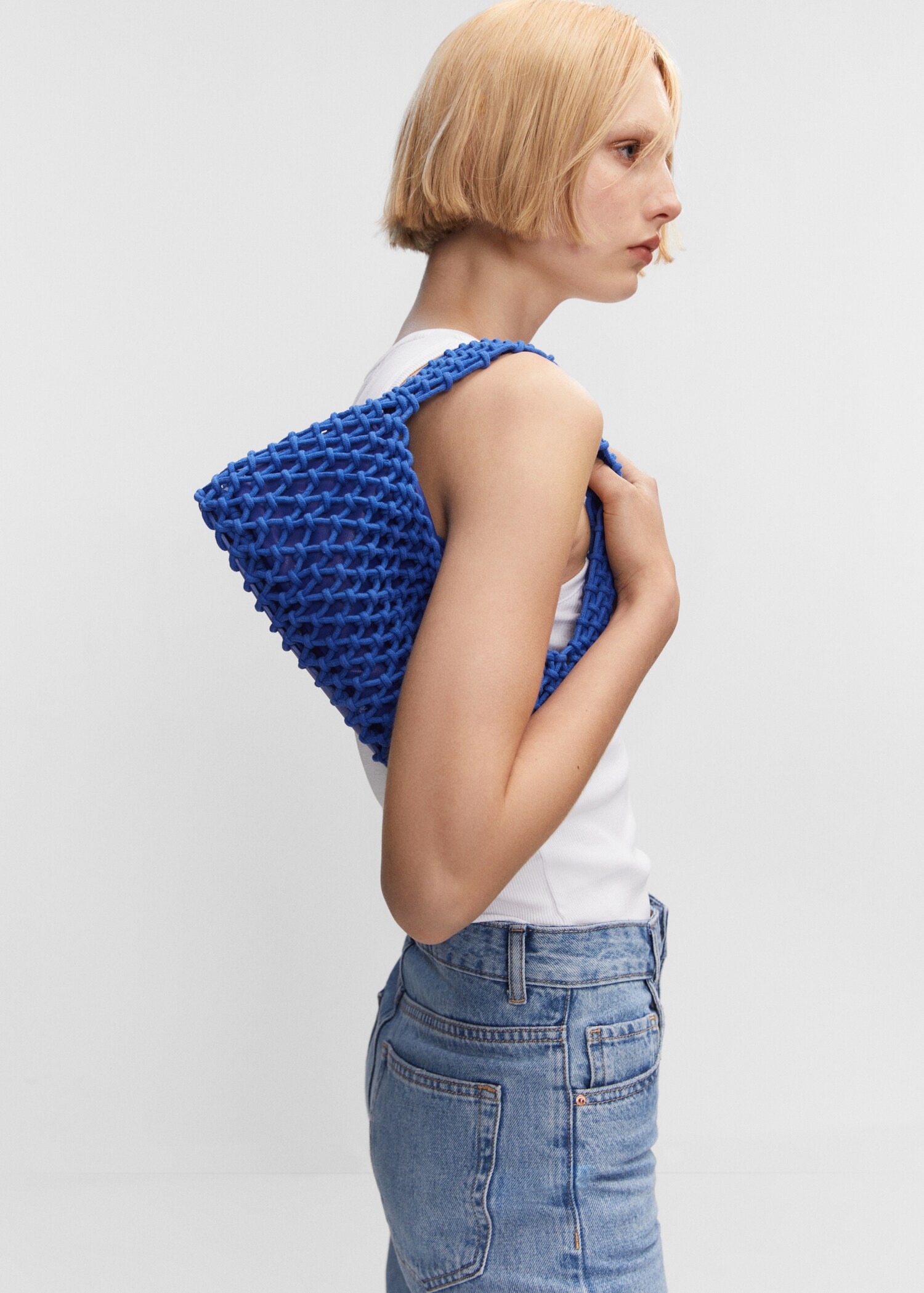 Bolso de hombro crochet  - Plano general