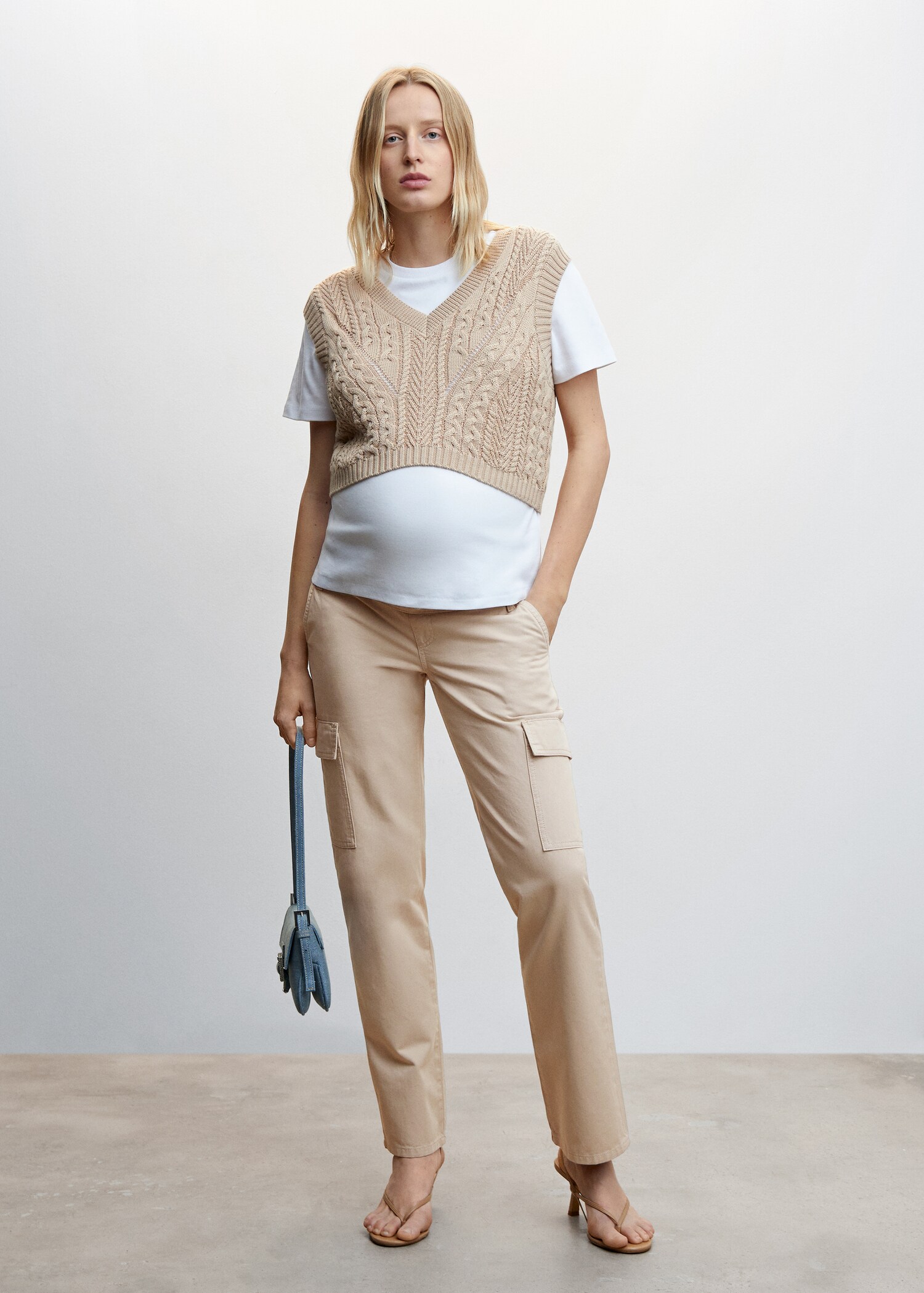 Maternity cargo jeans - General plane