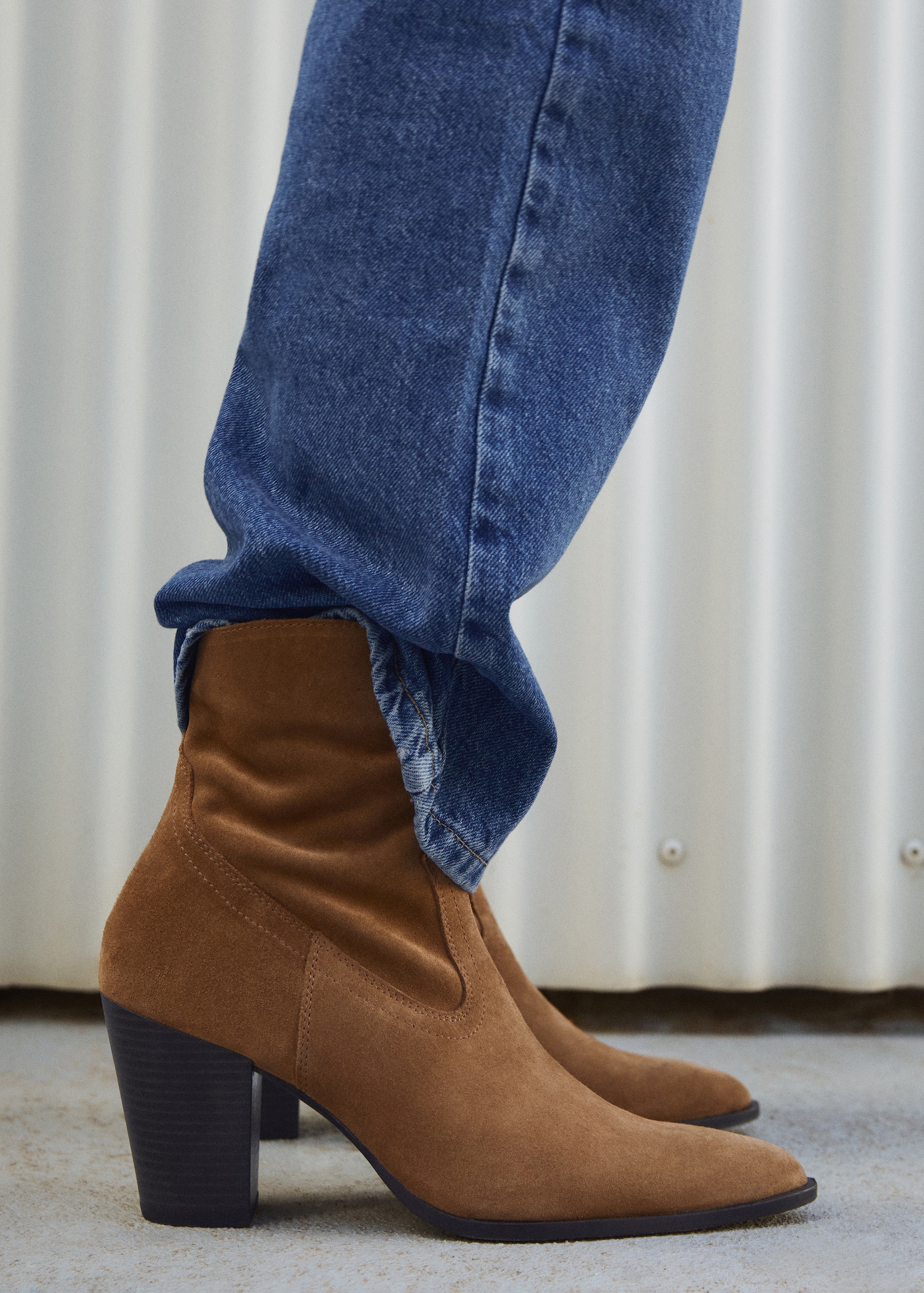 Suede leather ankle boots