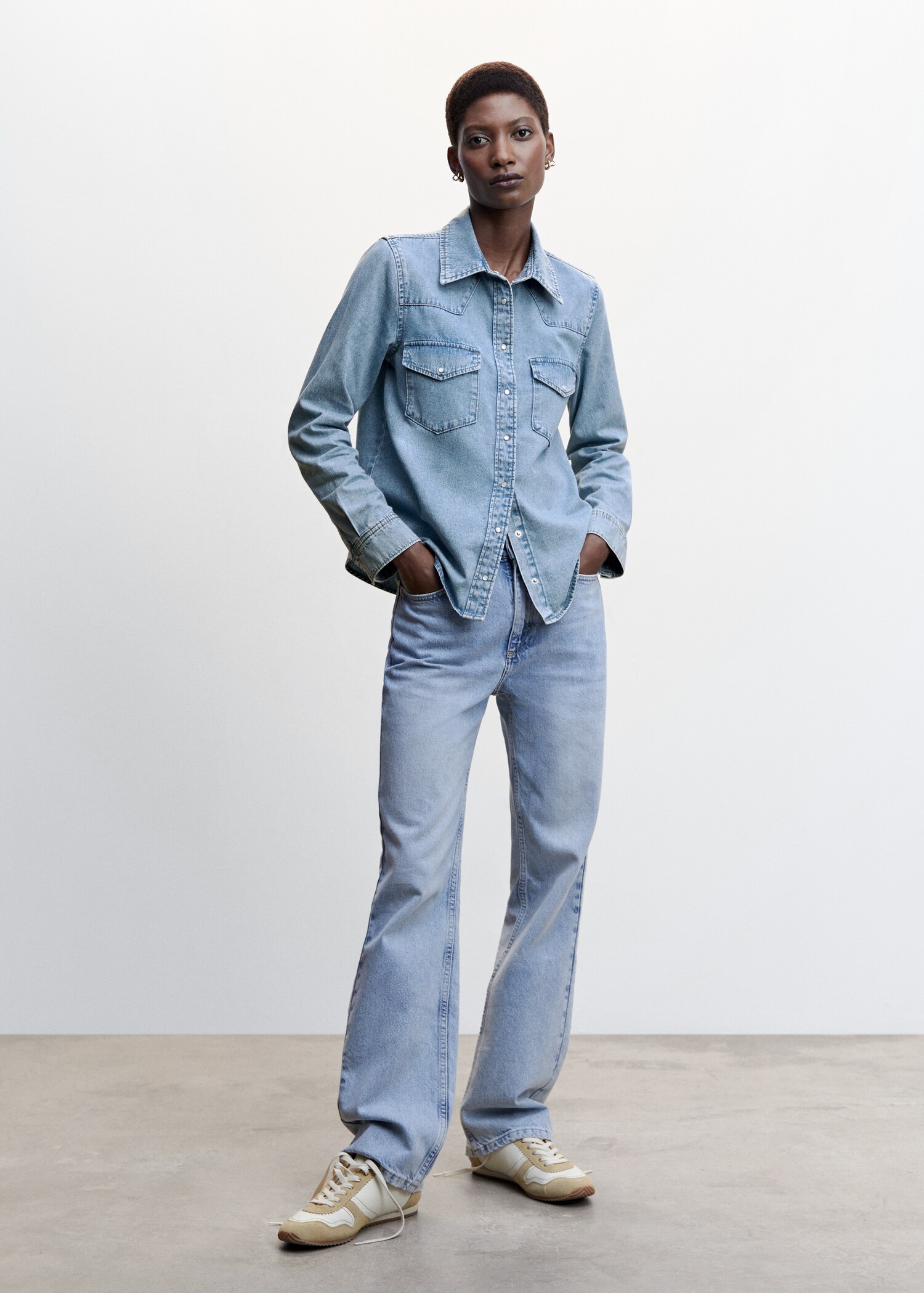 Chest-pocket denim shirt - General plane