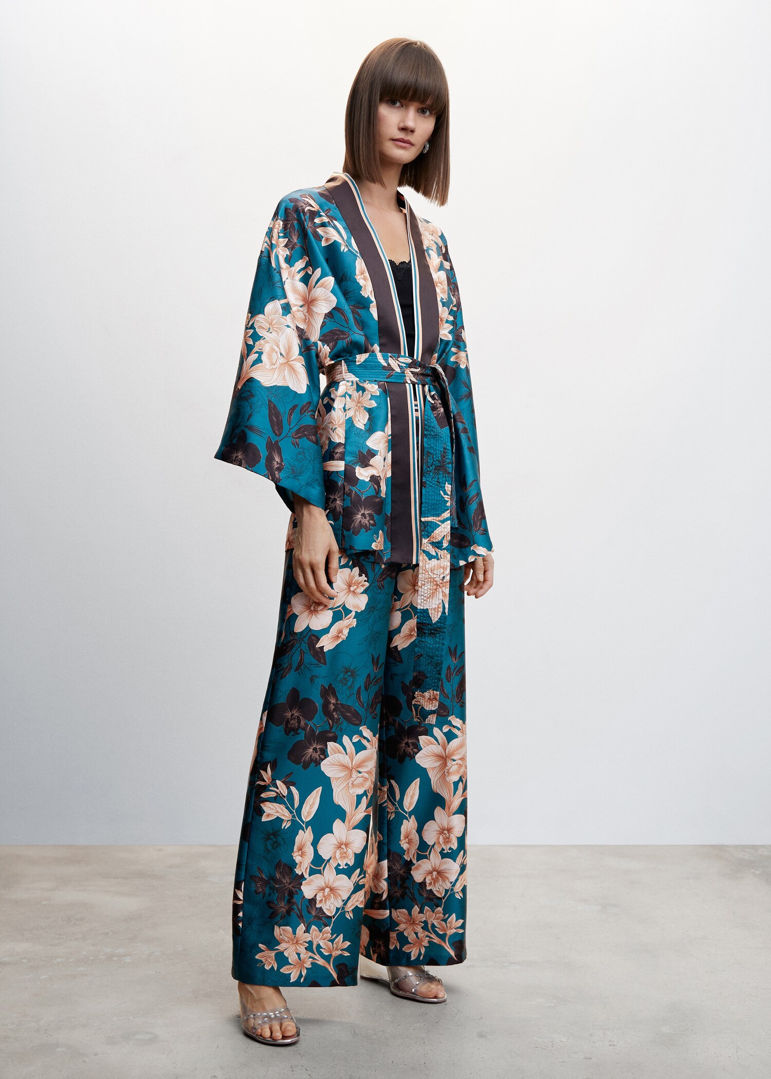 Kimono fleuri ceinture nouée - Plan général