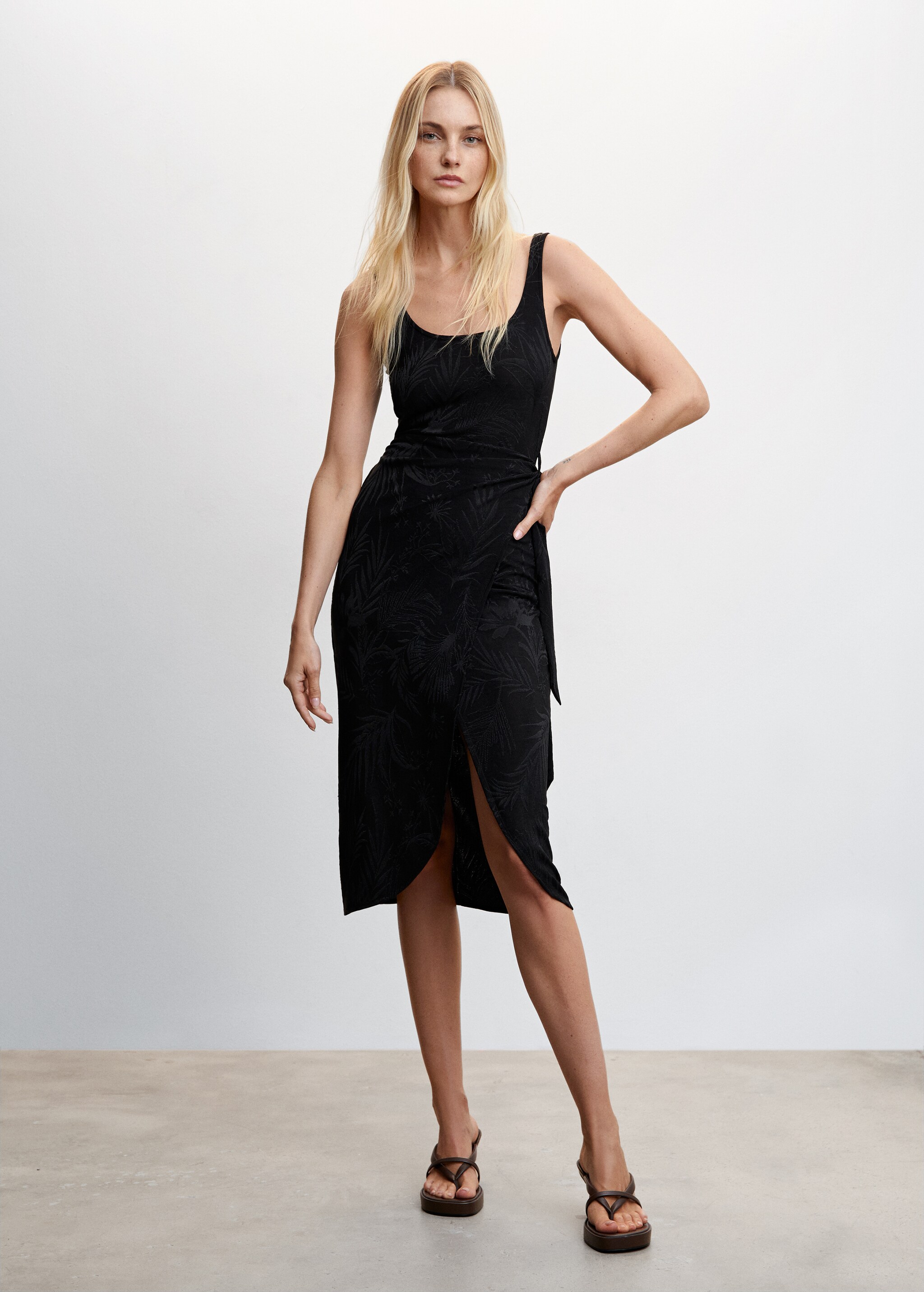Knotted jacquard dress - General plane