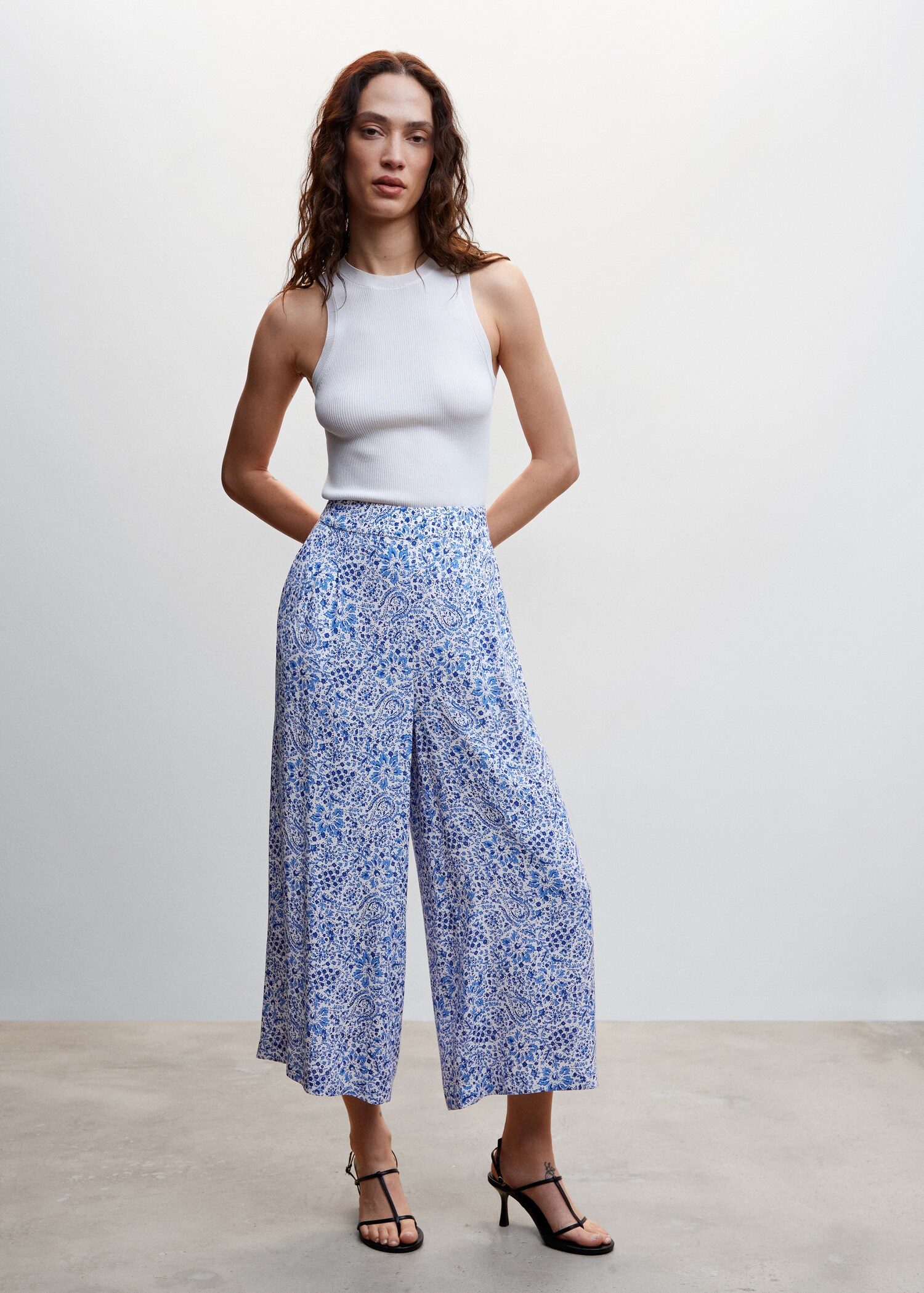 Floral print culotte trousers - General plane