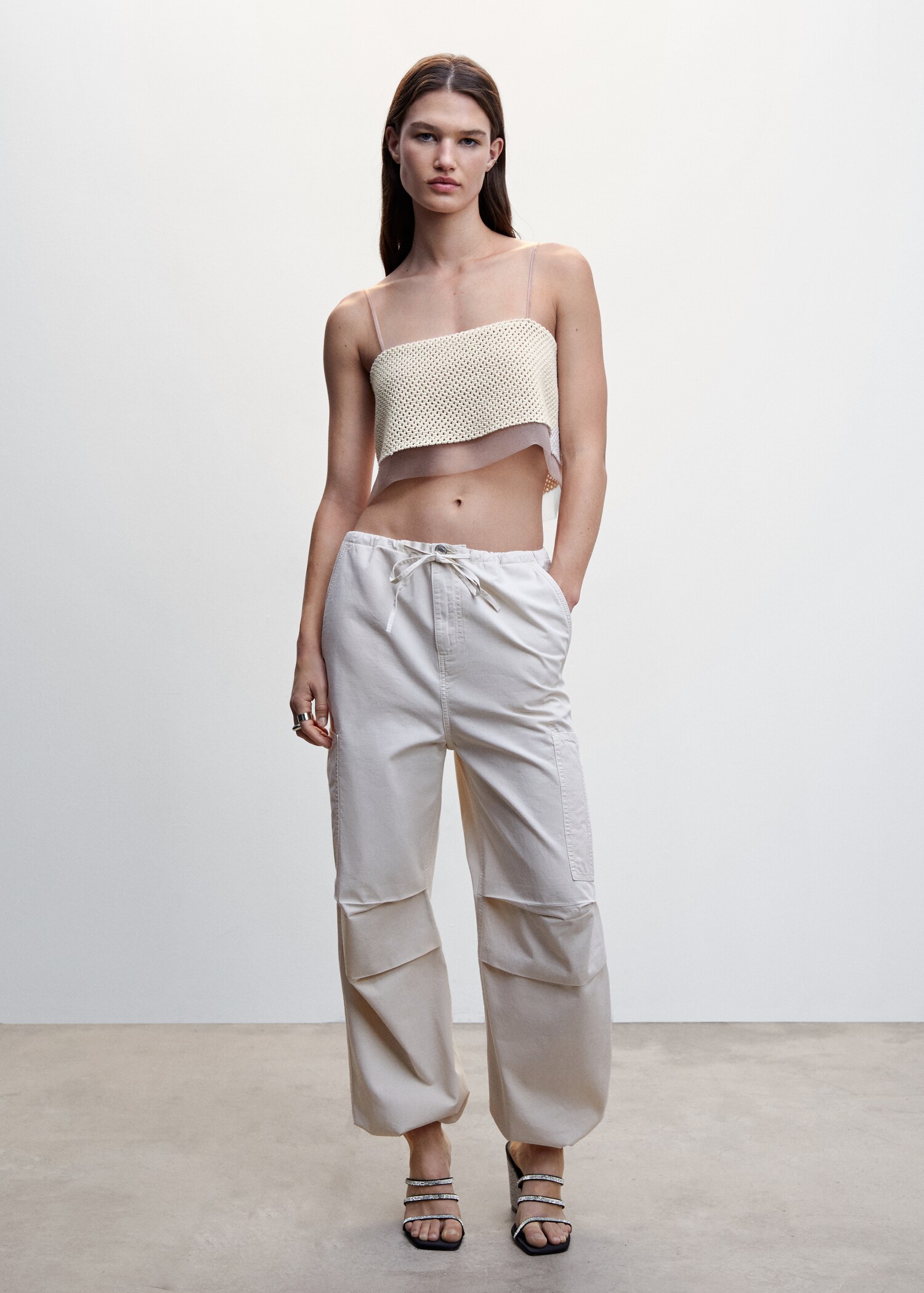 Crop top ajouré - Plan général
