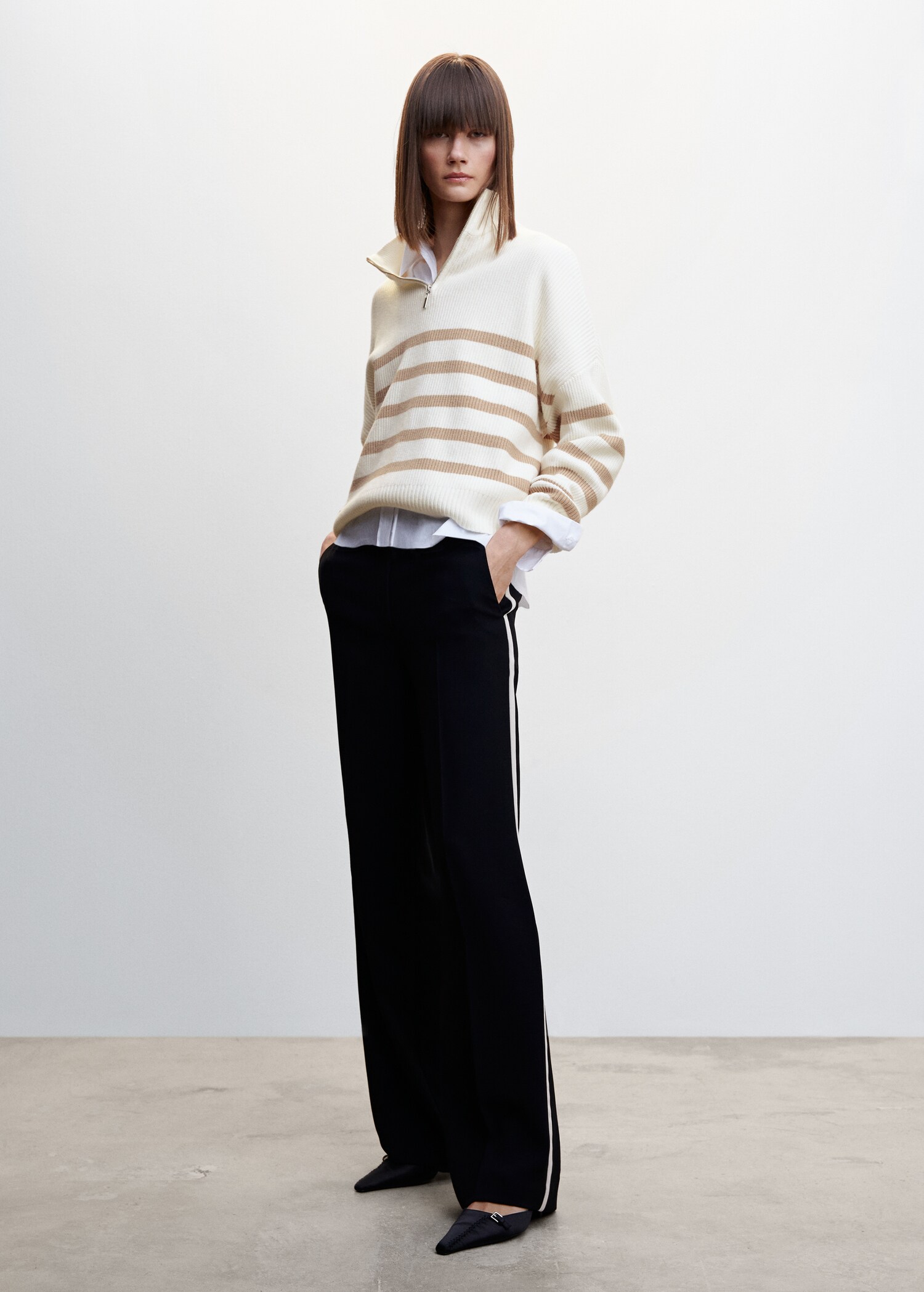 Striped sweater with zip - General plane