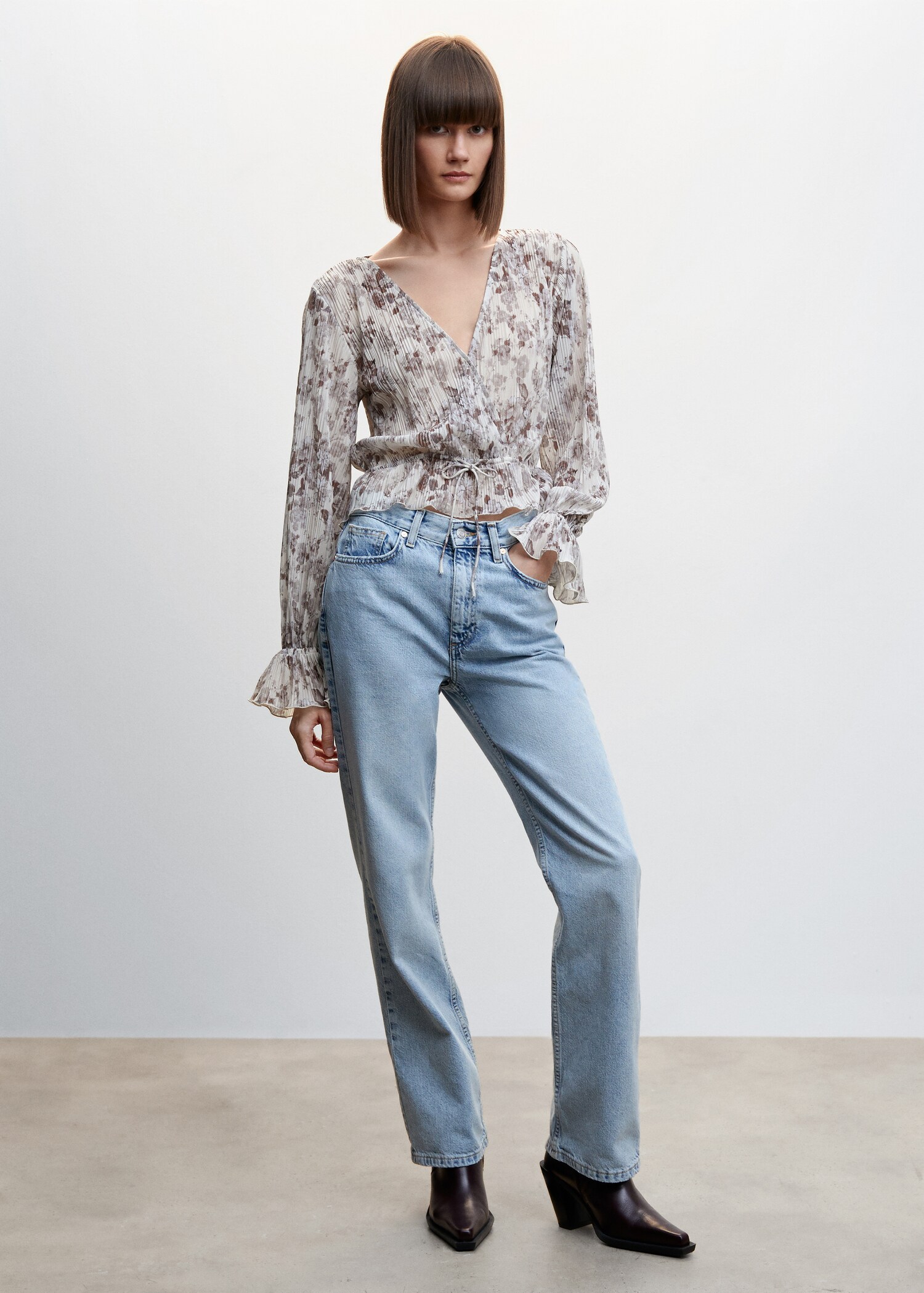 Blusa plisada flores - Plano general