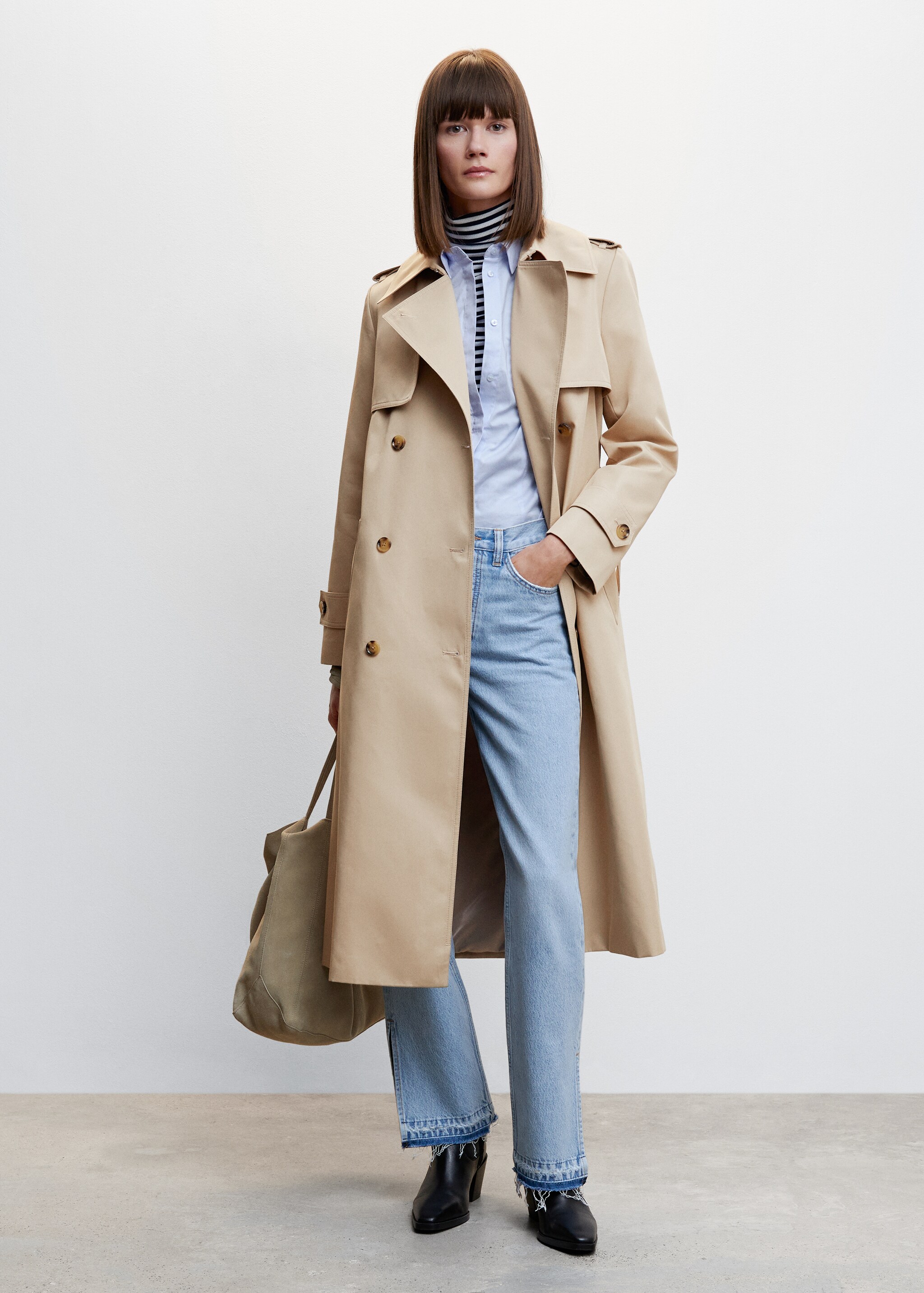 Classic long trench coat - General plane