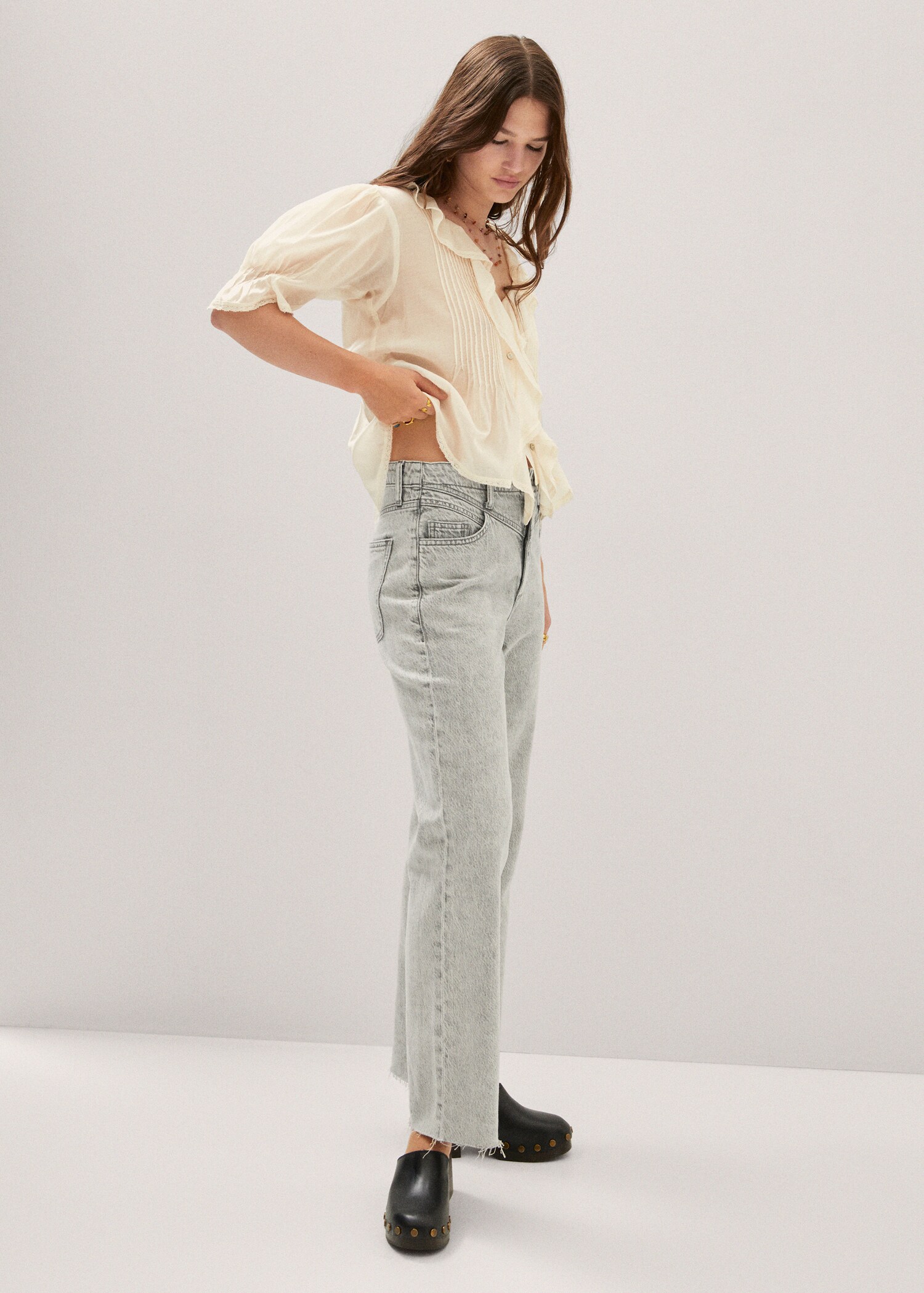 Jeans keliman rumbai rendah wideleg - Tampilan Umum
