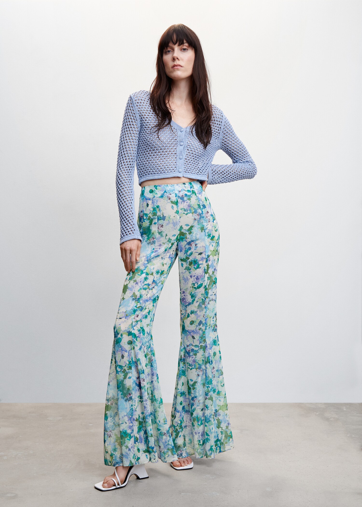 Pantalon évasé imprimé fleuri - Plan général