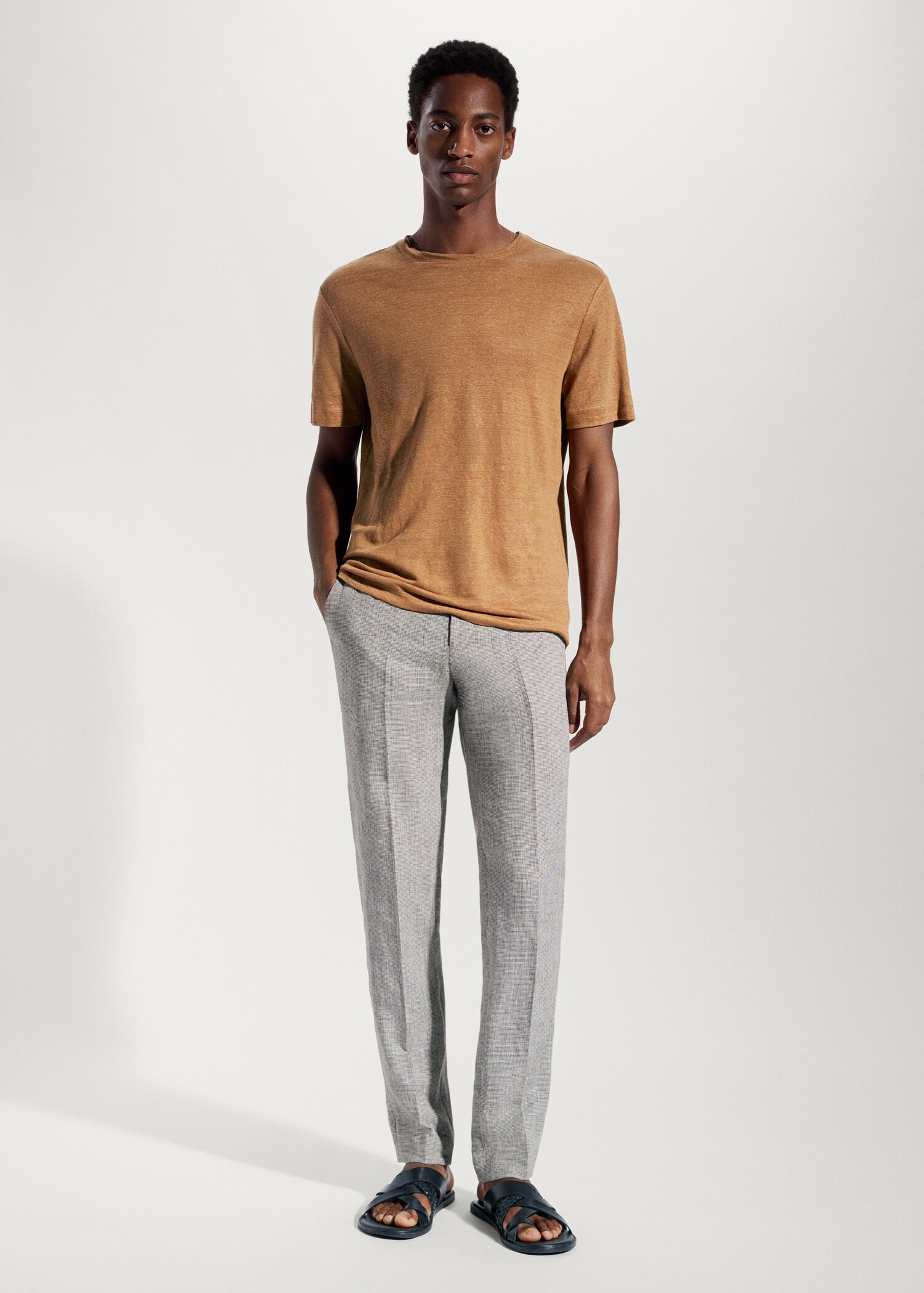 100% linen slim-fit t-shirt - General plane