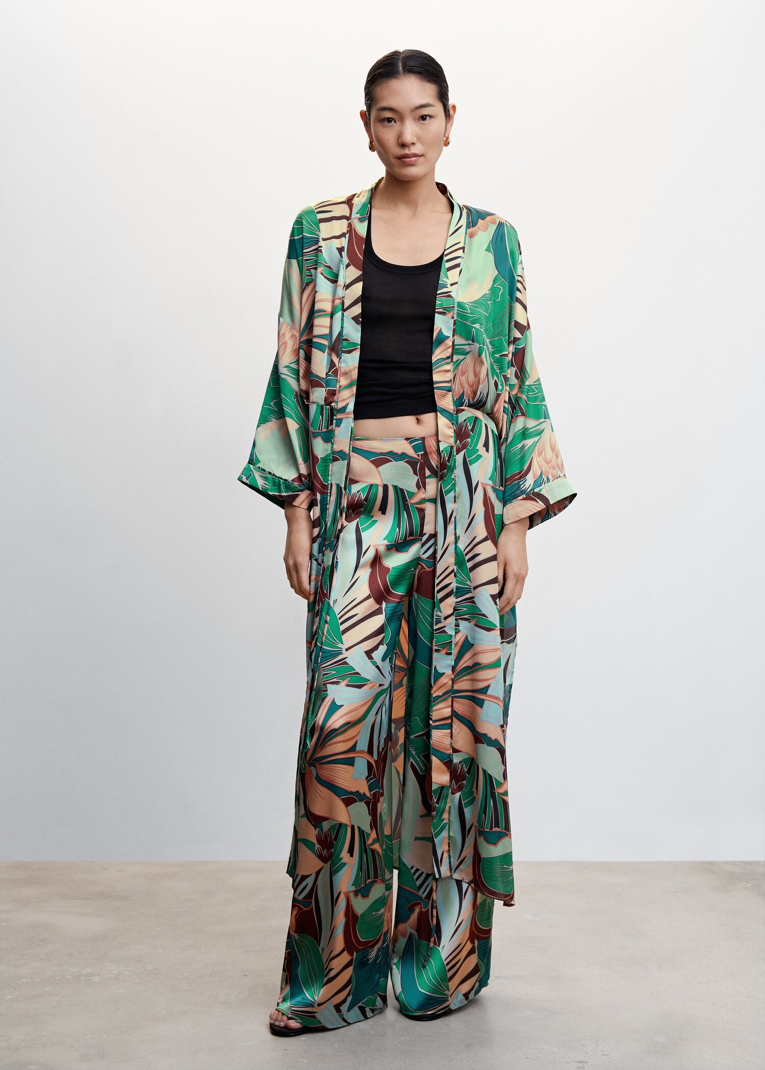 Tropical print caftan - General plane