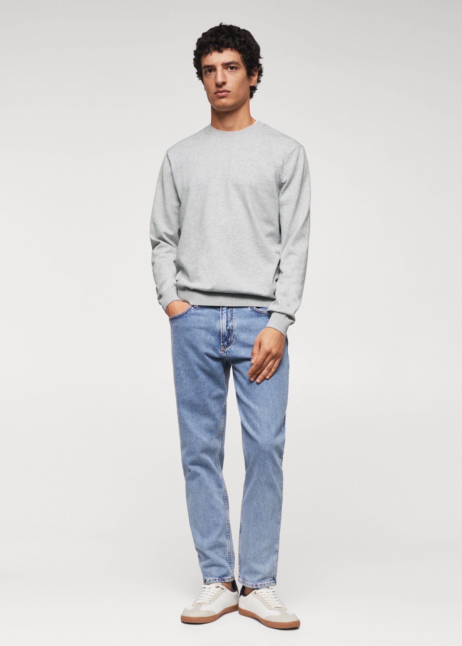Fine-knit cotton sweater - General plane