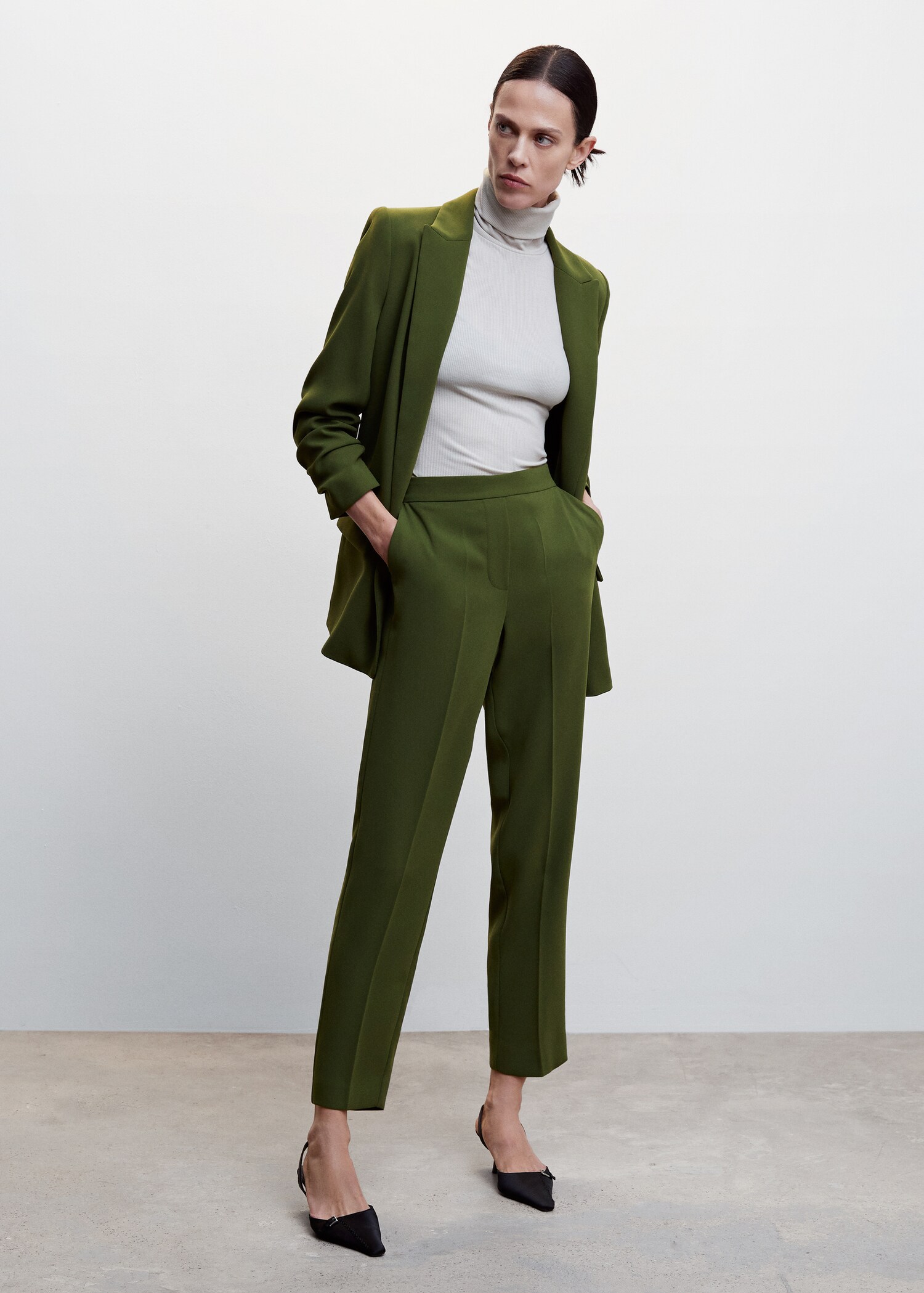 Soepelvallende pantalon - Overzichtstekening