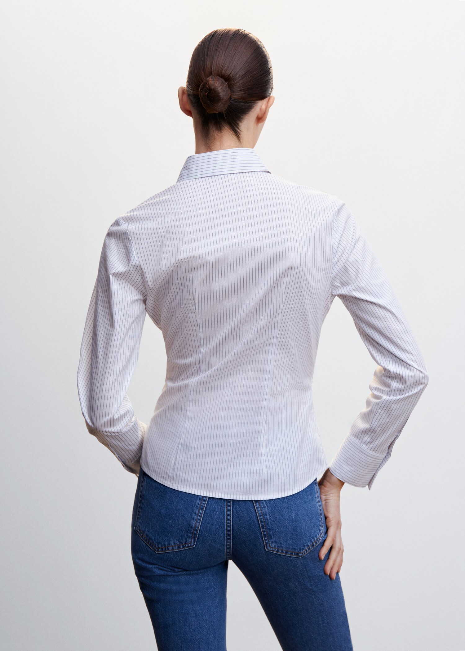 Essential cotton-blend shirt - Reverse of the article