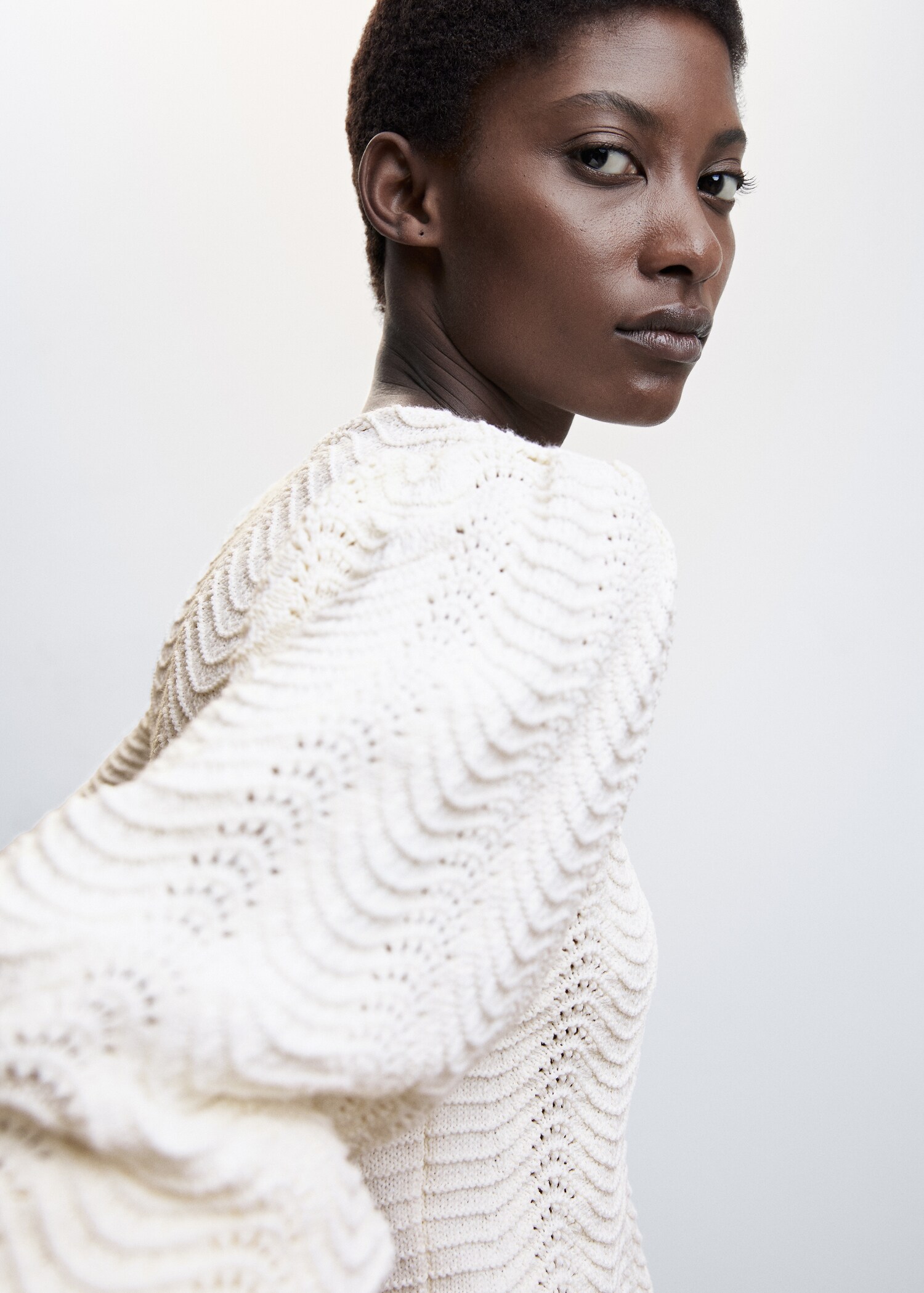 Puff-sleeve knitted sweater - Details of the article 1
