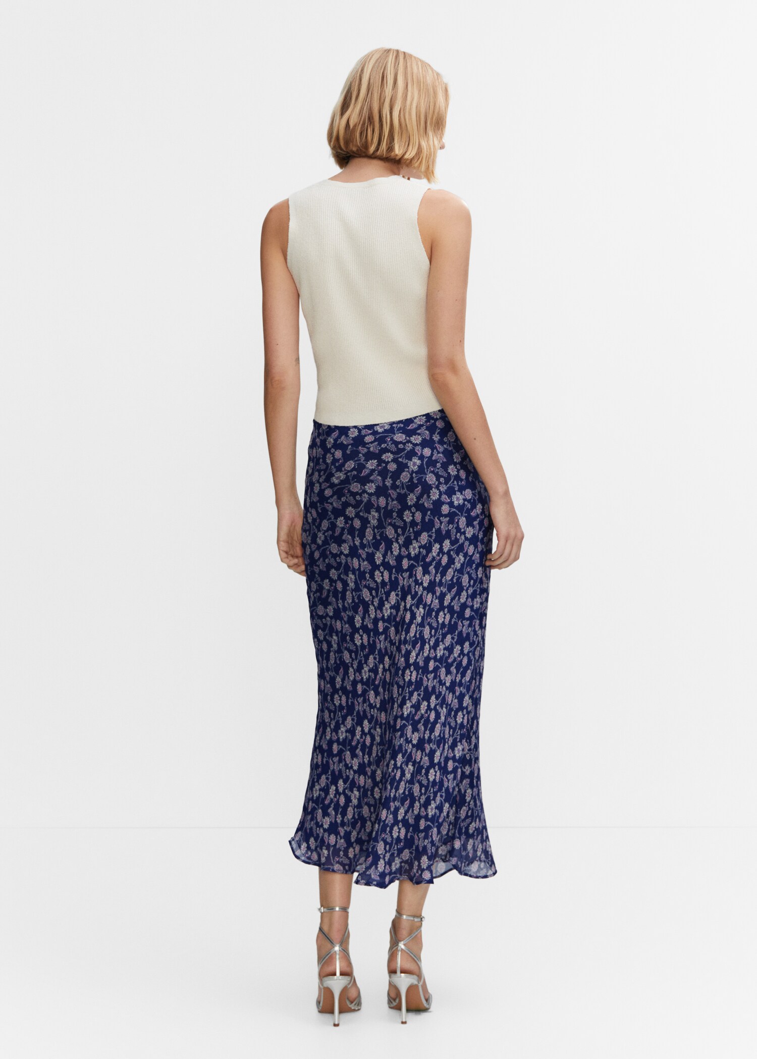 Falda larga floral - Reverso del artículo