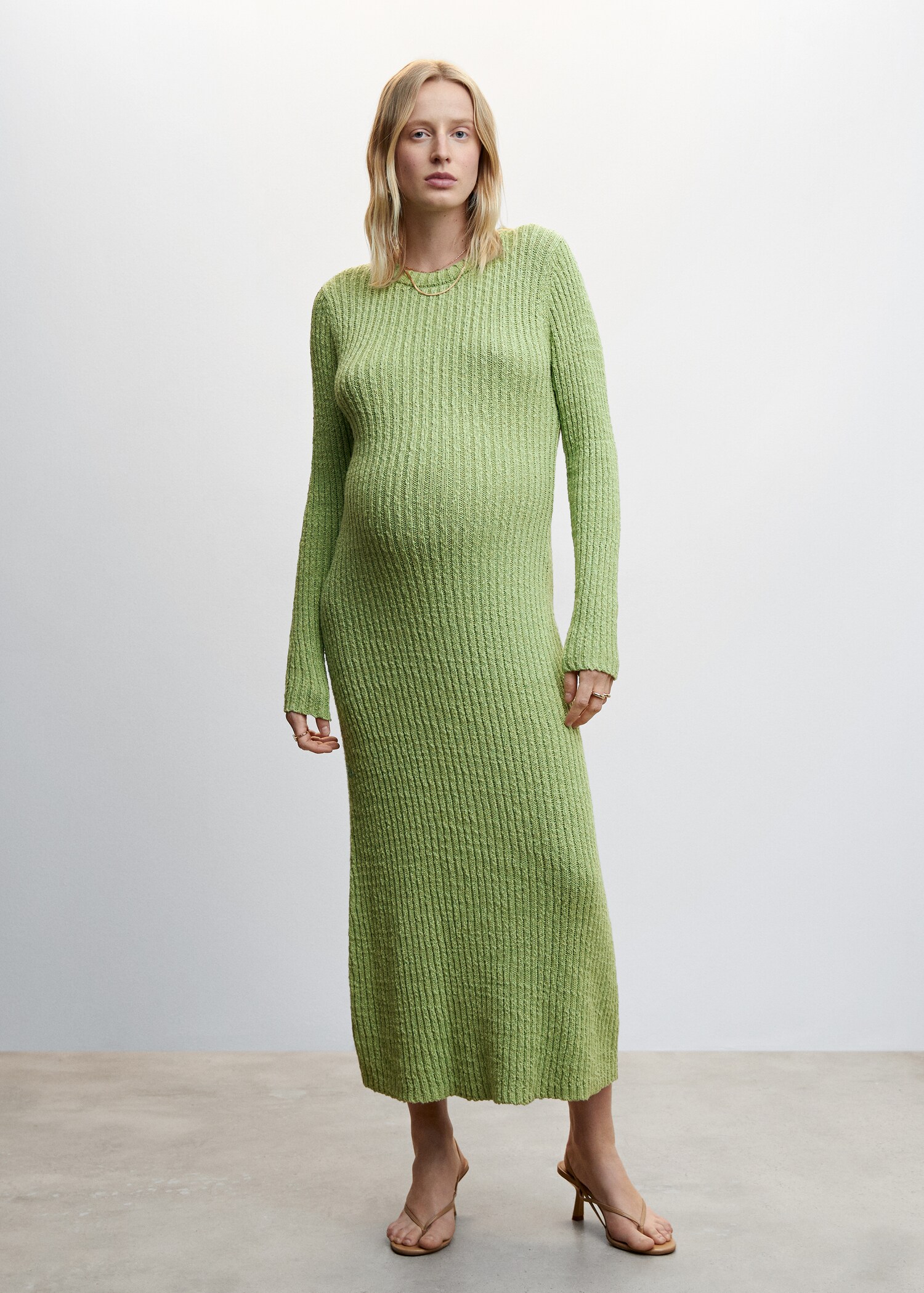Langes Kleid mit Rippstruktur - Allgemeine Ansicht