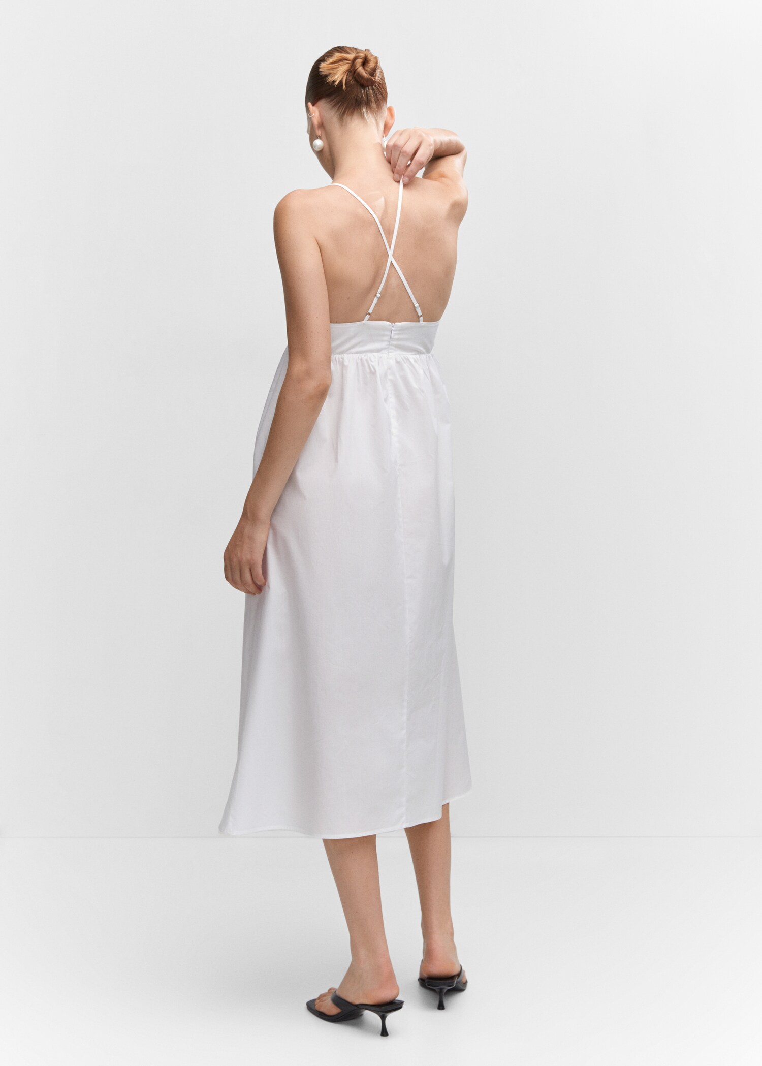 Cotton cross back dress - Reverse of the article